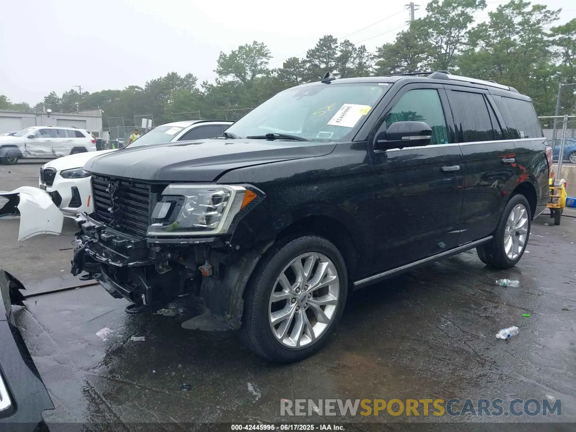 2 fotografías del automóvil dañado 1FMJU2AT8KEA53088 FORD EXPEDITION 2019