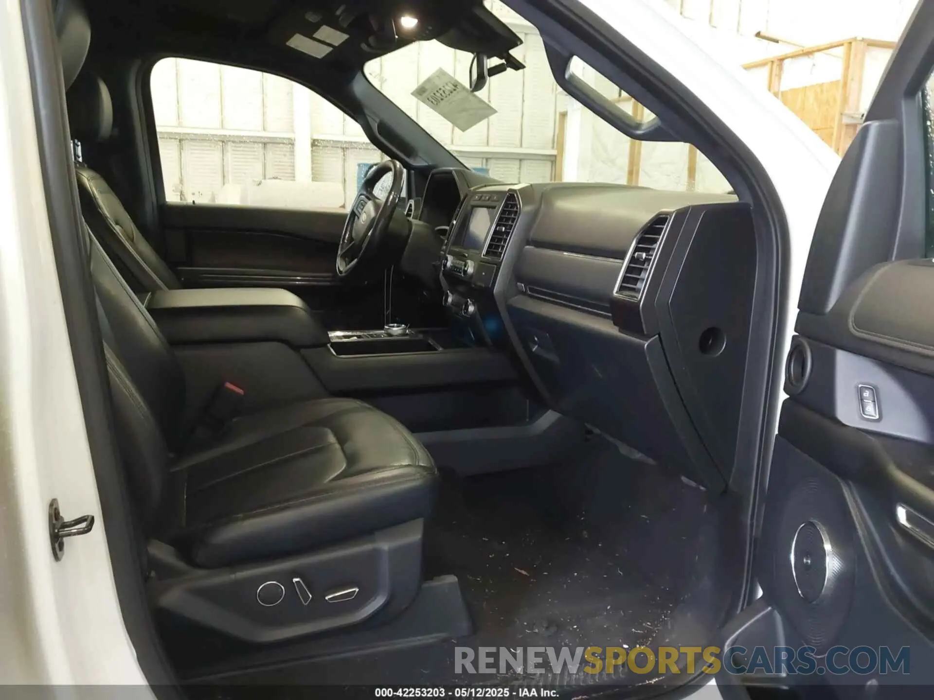 5 fotografías del automóvil dañado 1FMJK1KT2LEA20572 FORD EXPEDITION 2020