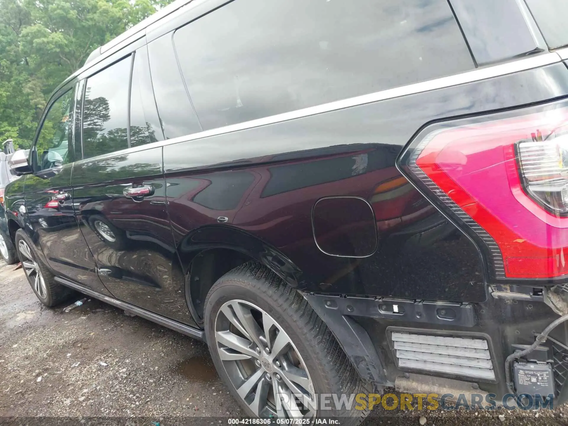 15 fotografías del automóvil dañado 1FMJK1PT7LEA25100 FORD EXPEDITION 2020