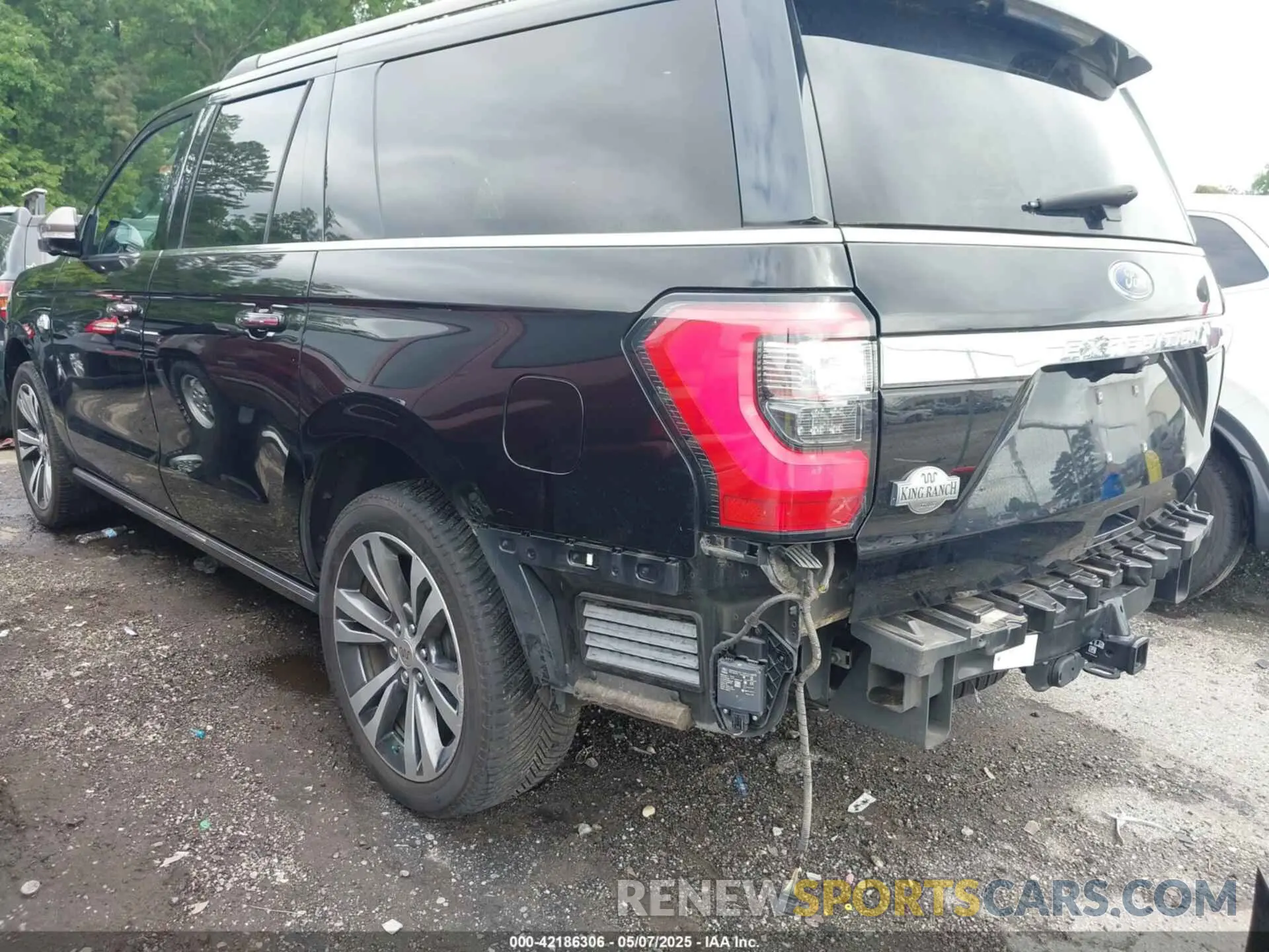 3 fotografías del automóvil dañado 1FMJK1PT7LEA25100 FORD EXPEDITION 2020