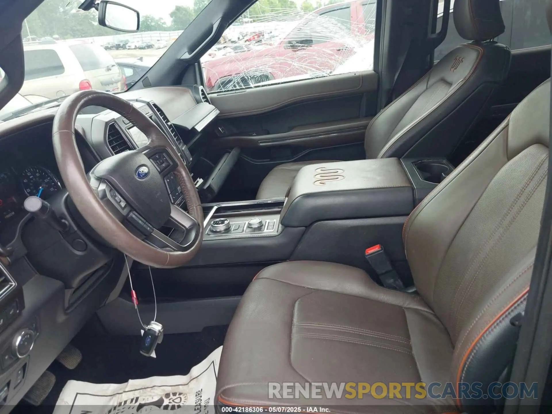 5 fotografías del automóvil dañado 1FMJK1PT7LEA25100 FORD EXPEDITION 2020