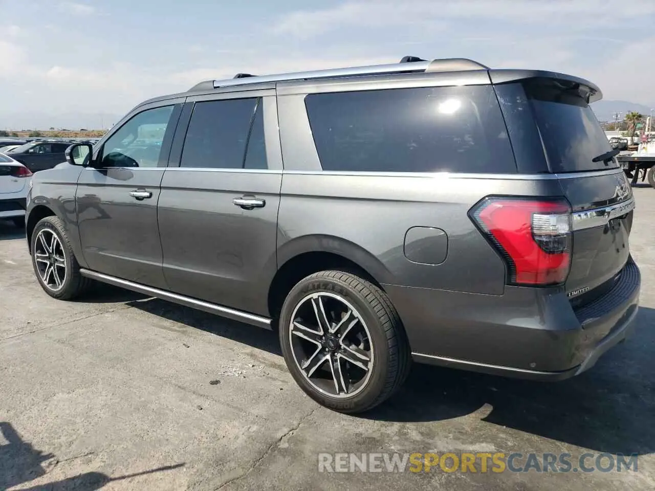 2 fotografías del automóvil dañado 1FMJK2AT1LEA52226 FORD EXPEDITION 2020