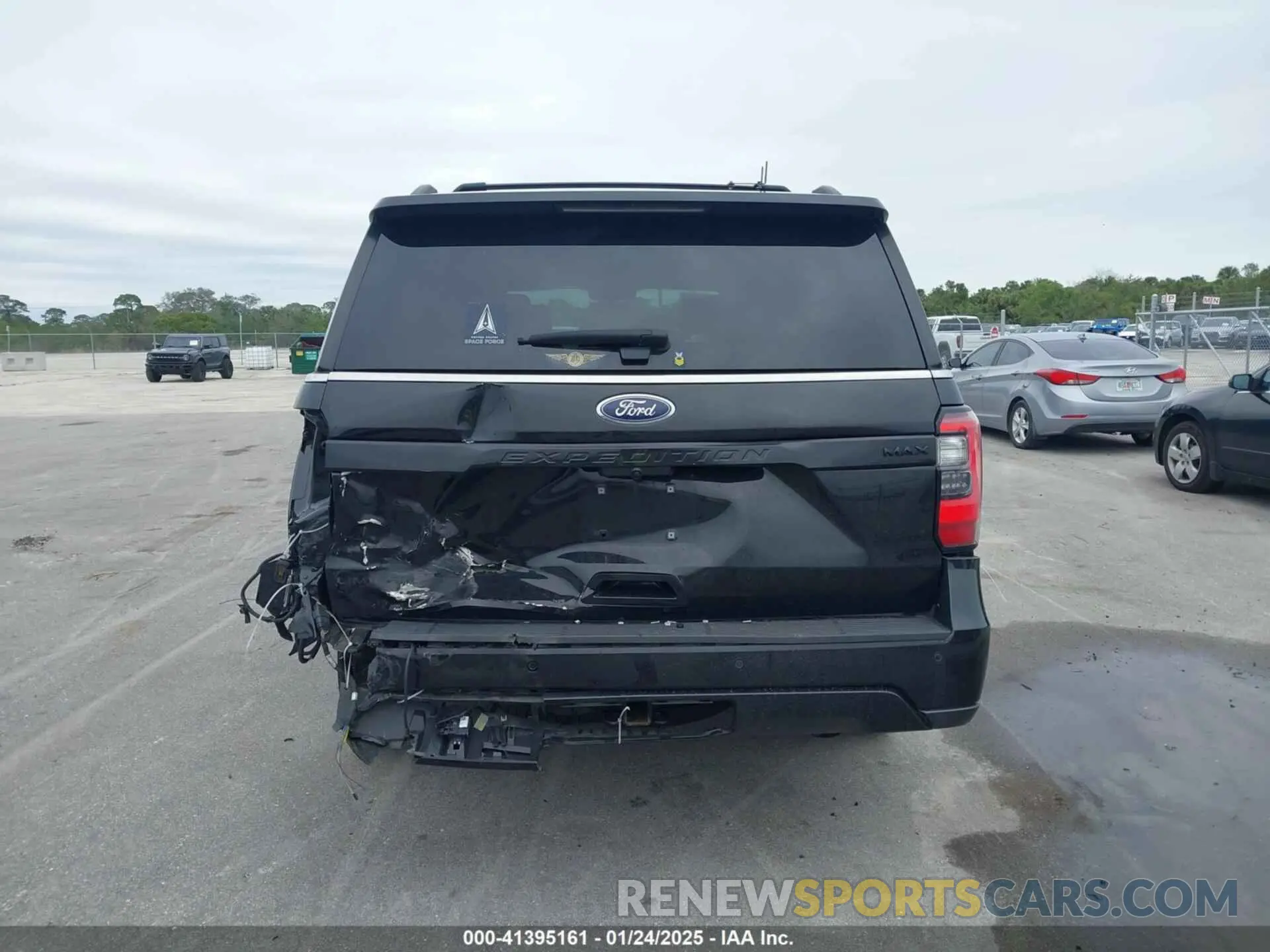 16 fotografías del automóvil dañado 1FMJK2AT9LEA05493 FORD EXPEDITION 2020