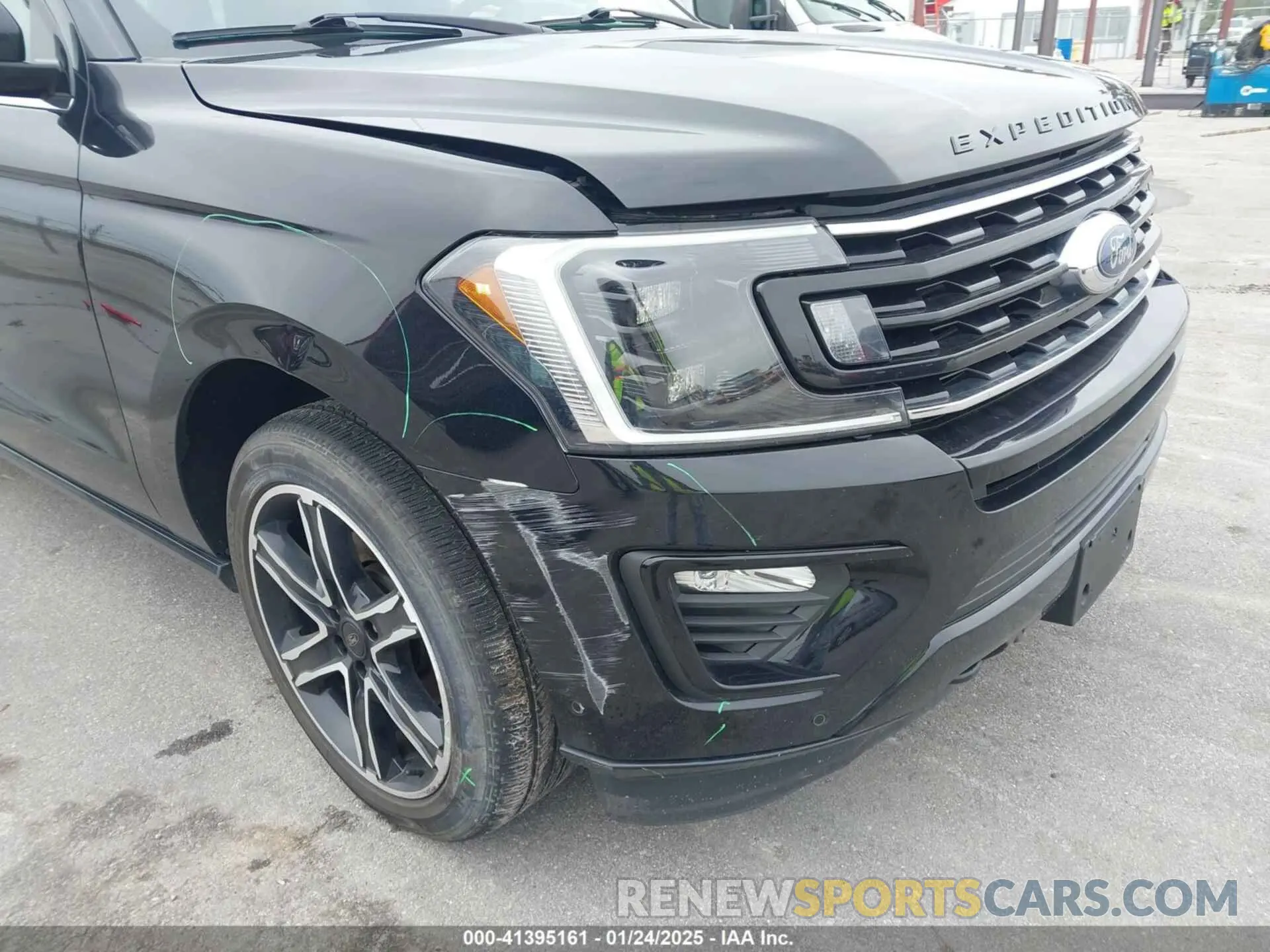 19 fotografías del automóvil dañado 1FMJK2AT9LEA05493 FORD EXPEDITION 2020