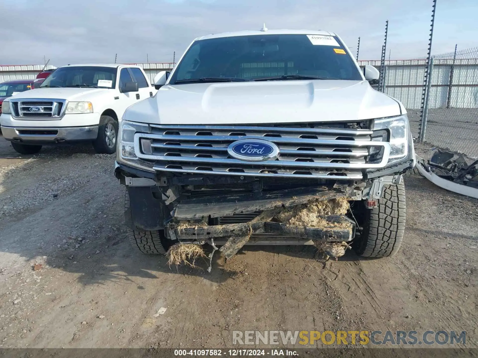 13 fotografías del automóvil dañado 1FMJK2ATXLEA47221 FORD EXPEDITION 2020