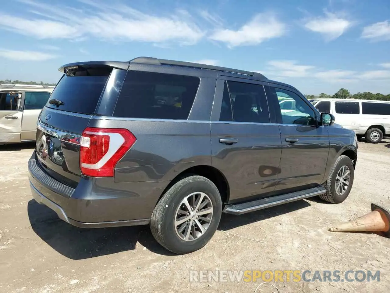 3 fotografías del automóvil dañado 1FMJU1HT6LEA13805 FORD EXPEDITION 2020