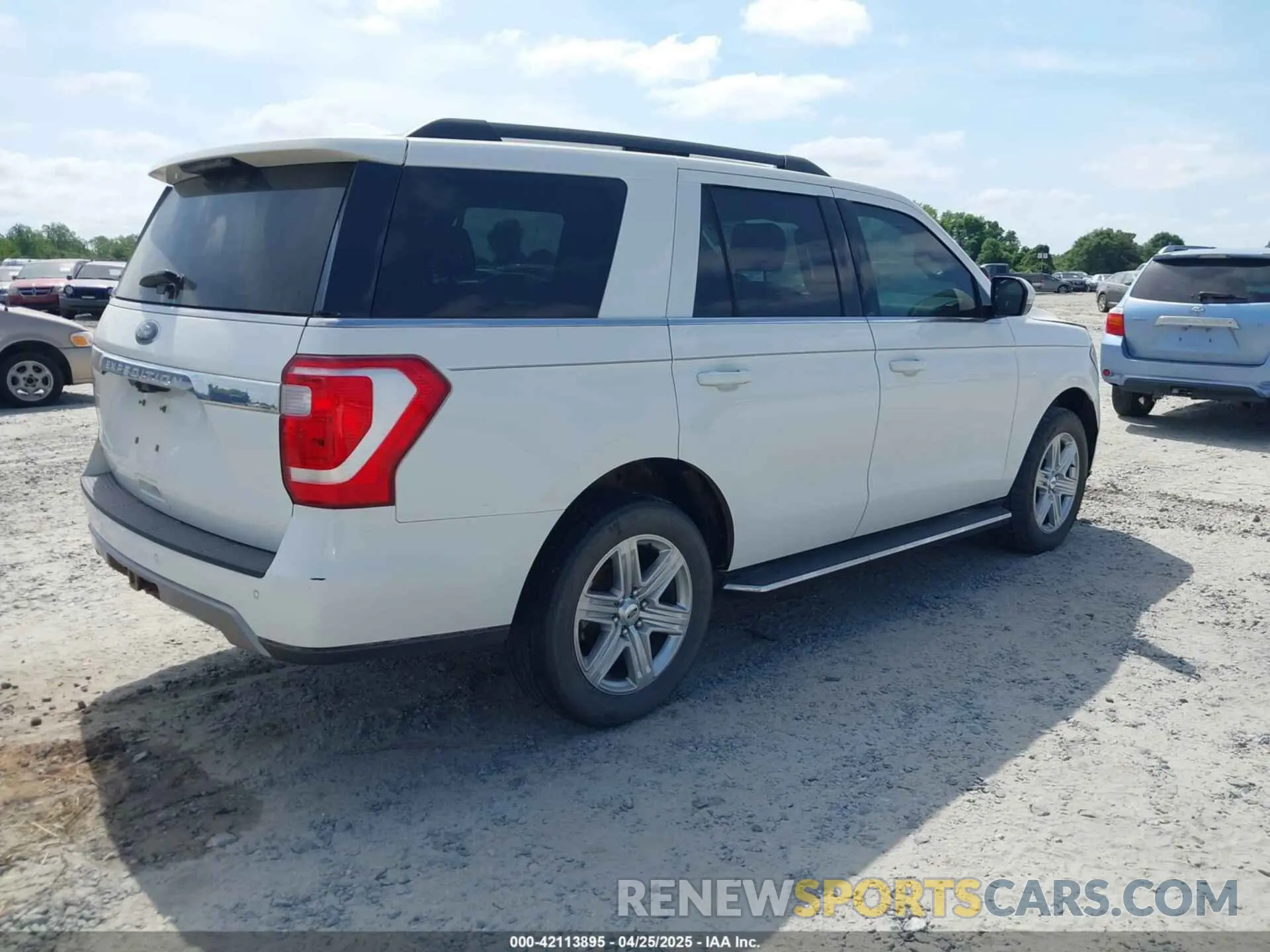 4 fotografías del automóvil dañado 1FMJU1HT6LEA45346 FORD EXPEDITION 2020