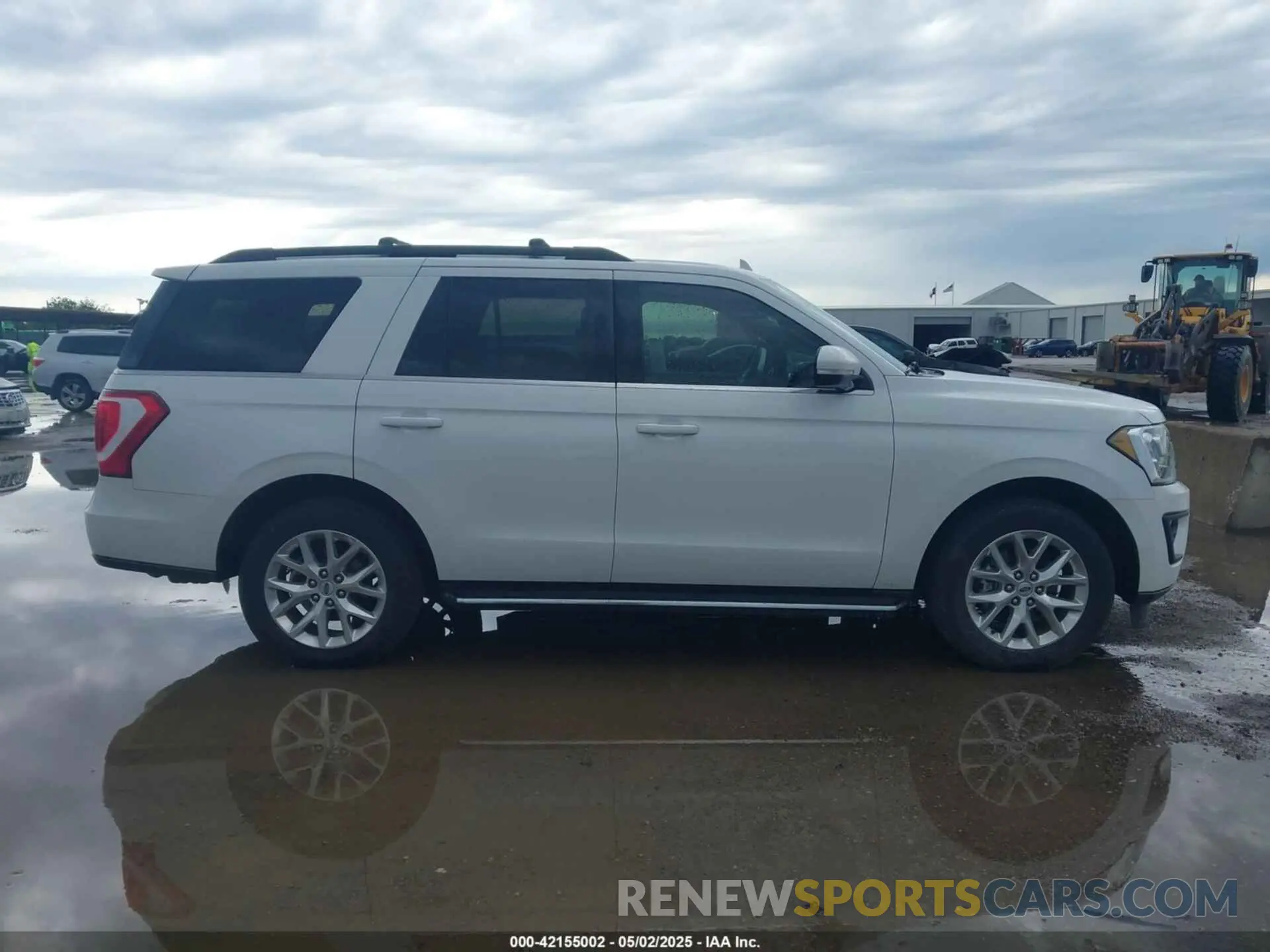 13 fotografías del automóvil dañado 1FMJU1HT7LEA80672 FORD EXPEDITION 2020