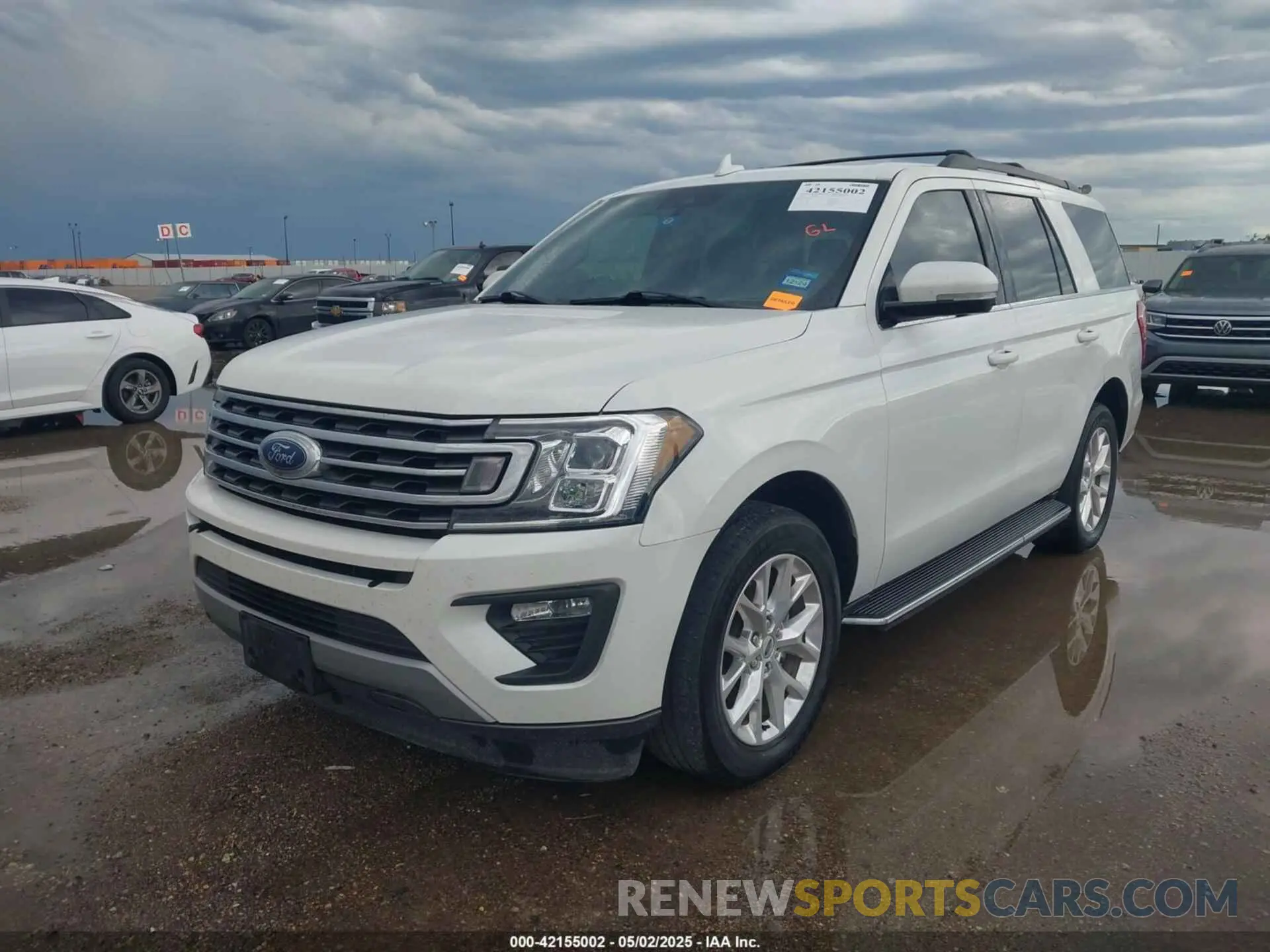 2 fotografías del automóvil dañado 1FMJU1HT7LEA80672 FORD EXPEDITION 2020