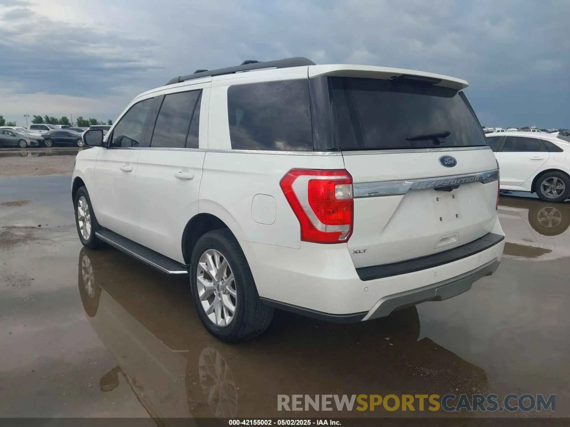 3 fotografías del automóvil dañado 1FMJU1HT7LEA80672 FORD EXPEDITION 2020