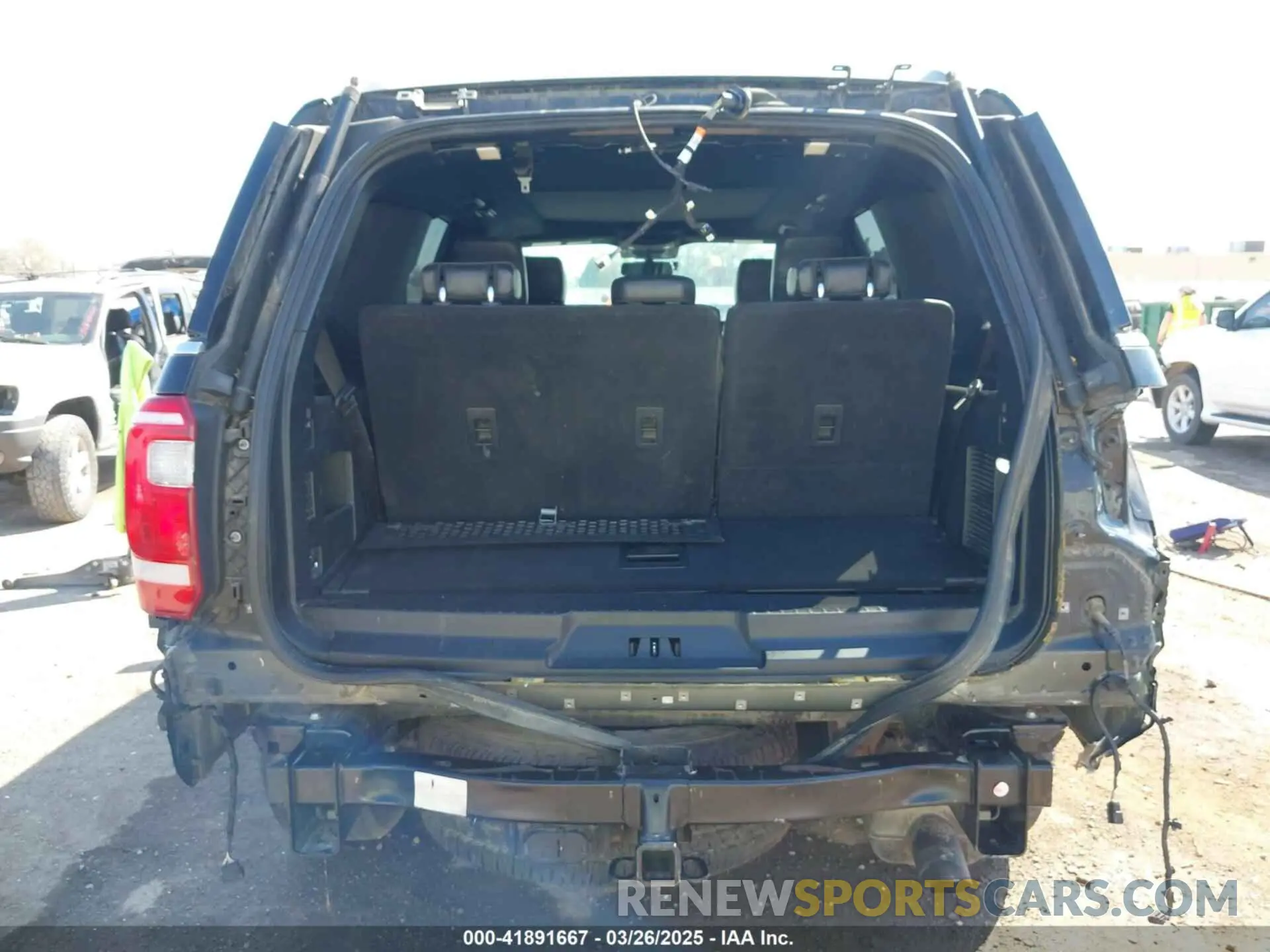 17 fotografías del automóvil dañado 1FMJU1HT8LEA85816 FORD EXPEDITION 2020