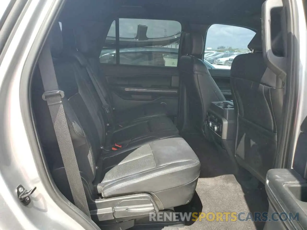11 fotografías del automóvil dañado 1FMJU1HTXLEA41283 FORD EXPEDITION 2020
