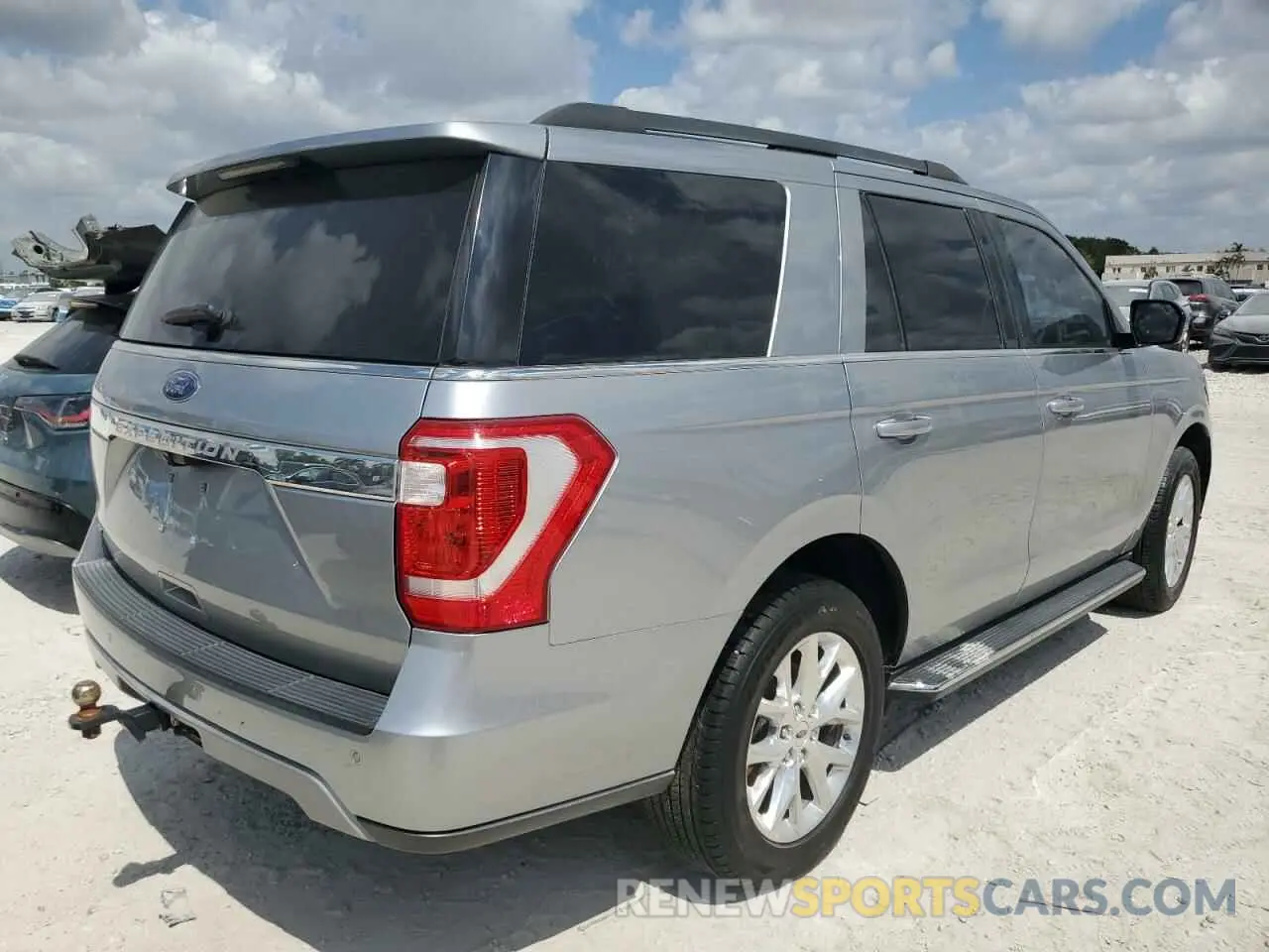 3 fotografías del automóvil dañado 1FMJU1HTXLEA41283 FORD EXPEDITION 2020