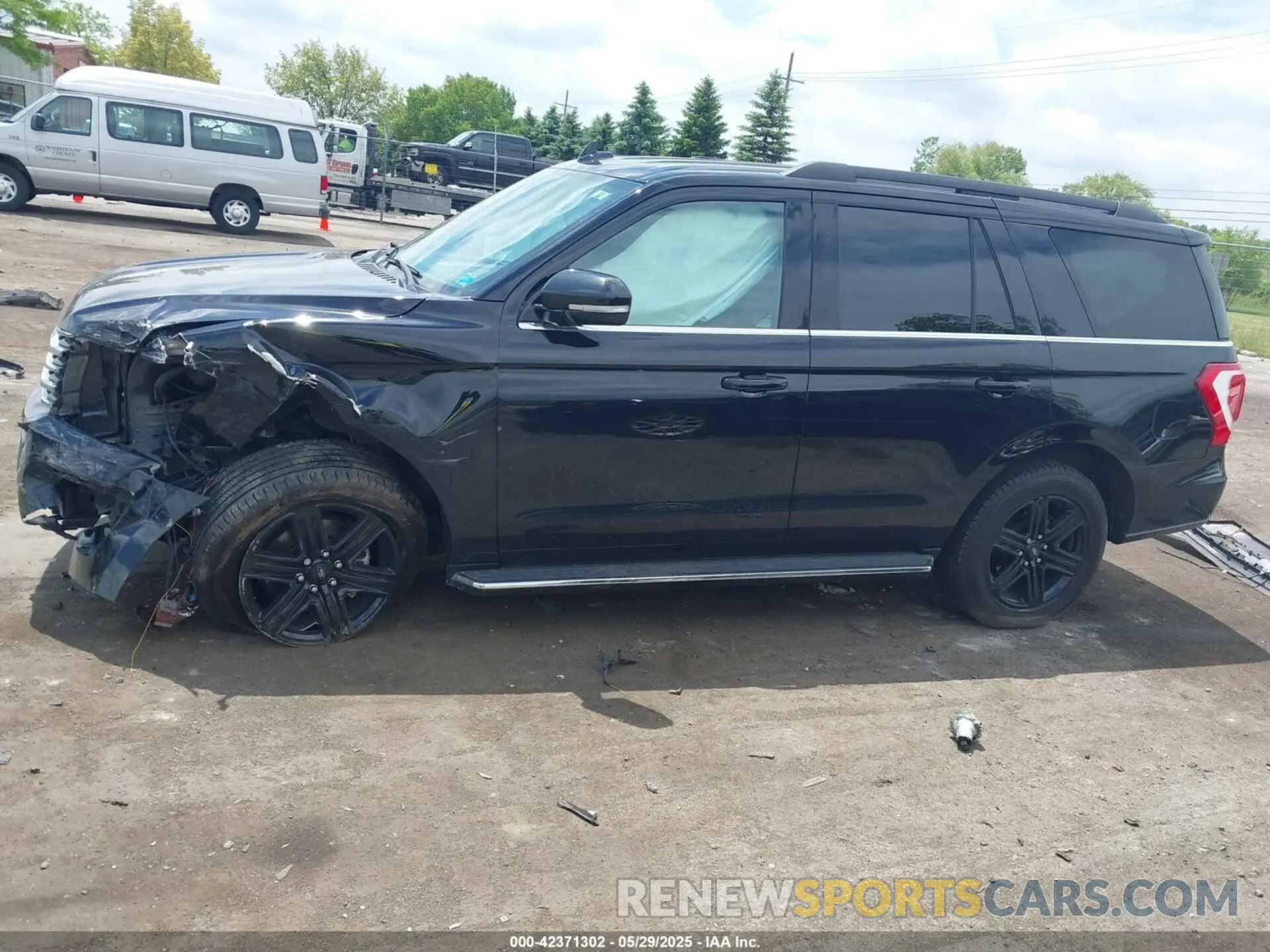 13 fotografías del automóvil dañado 1FMJU1JTXLEA63519 FORD EXPEDITION 2020
