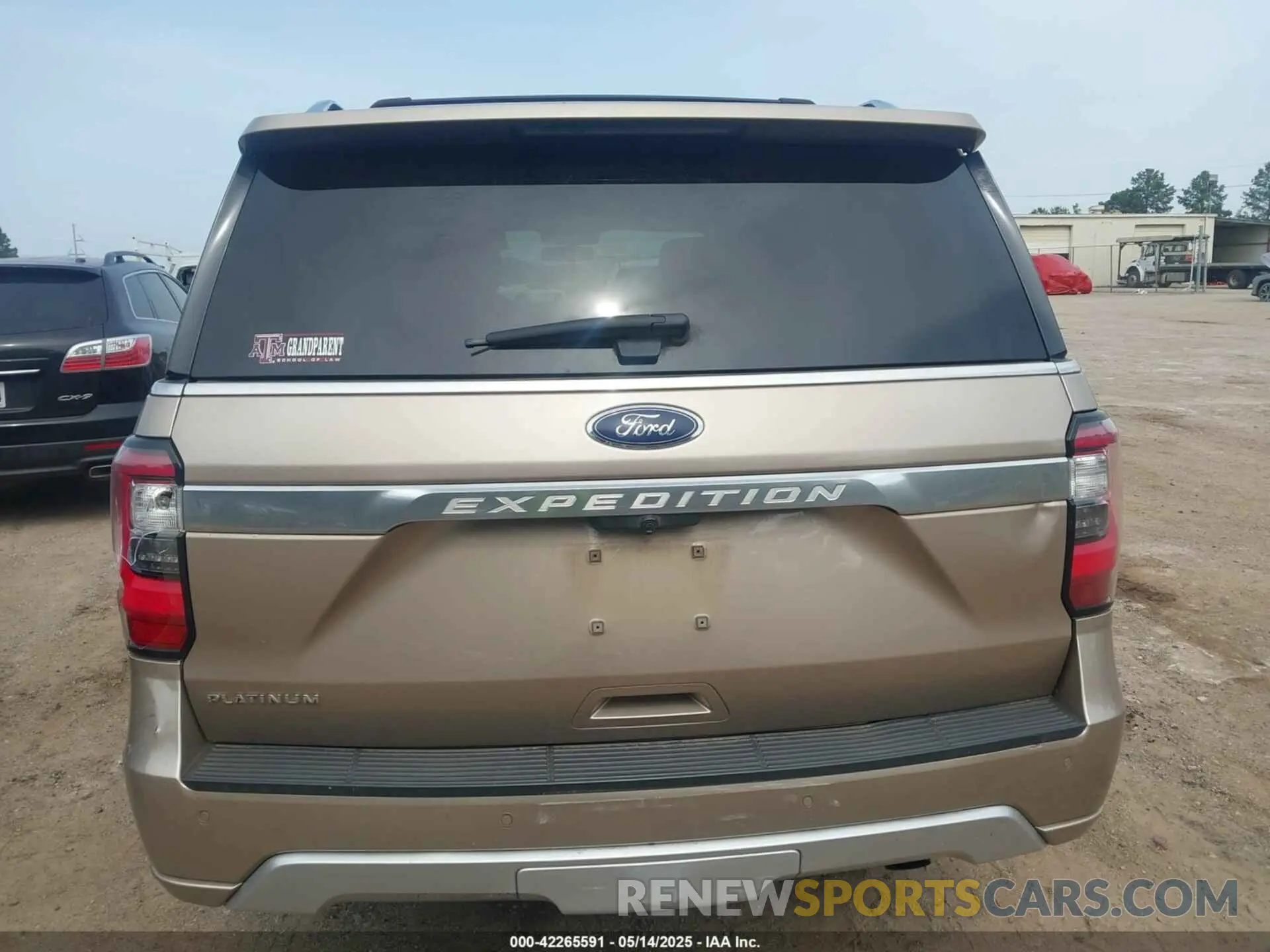 16 fotografías del automóvil dañado 1FMJU1MT6LEA51900 FORD EXPEDITION 2020