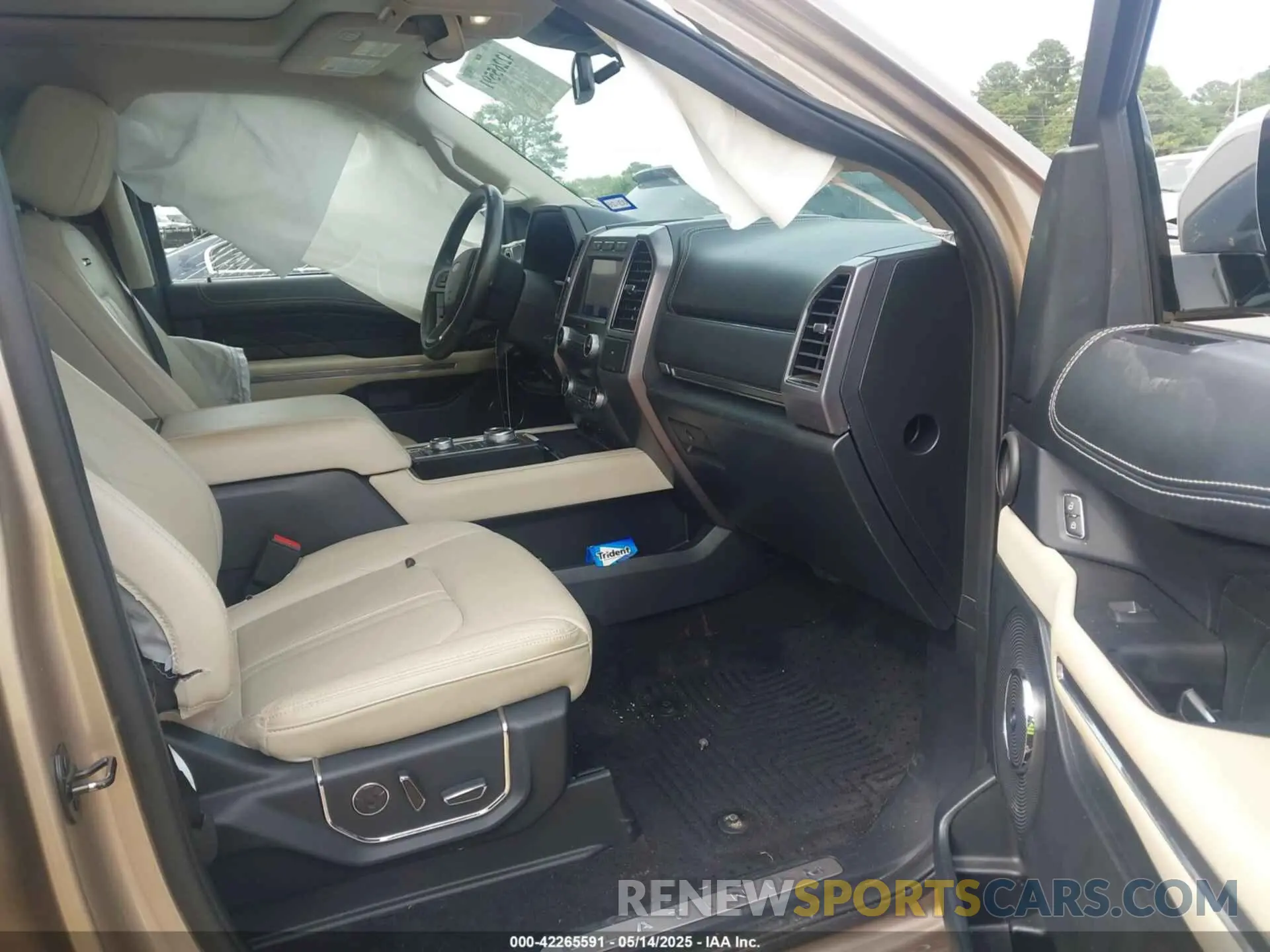 5 fotografías del automóvil dañado 1FMJU1MT6LEA51900 FORD EXPEDITION 2020