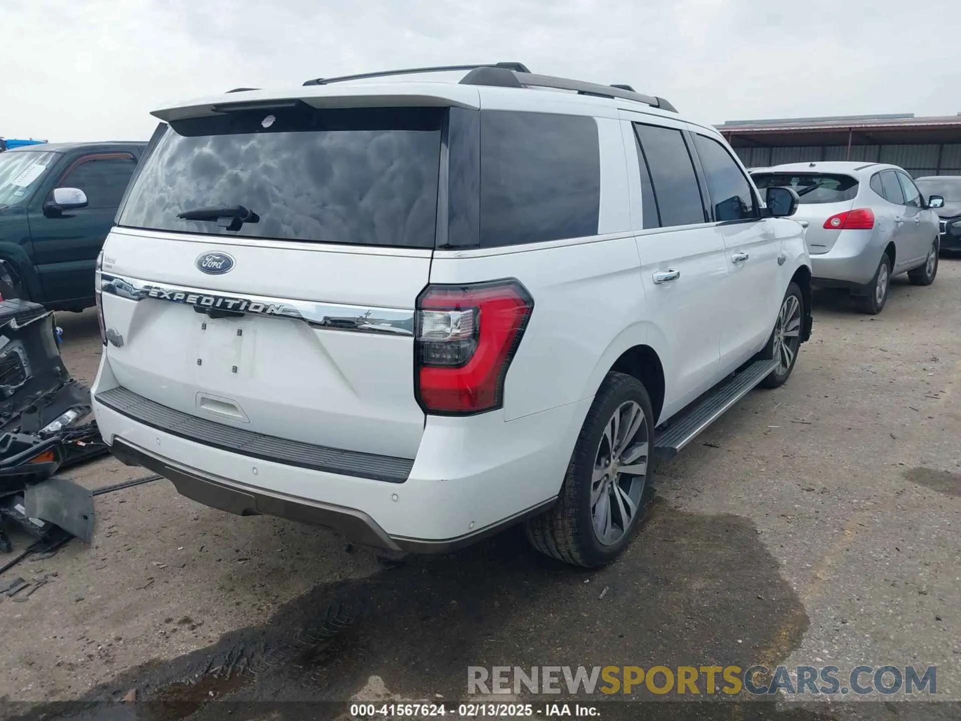 4 fotografías del automóvil dañado 1FMJU1NT9LEA10014 FORD EXPEDITION 2020