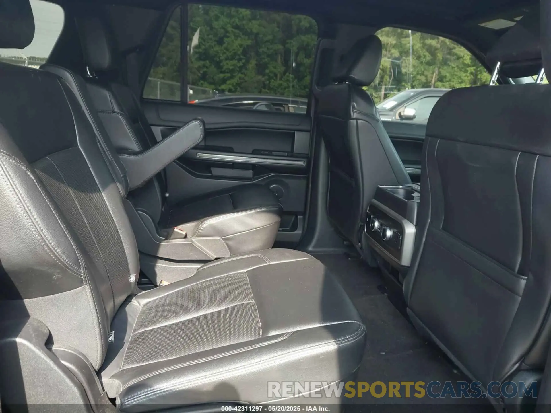 8 fotografías del automóvil dañado 1FMJK1HT8MEA43377 FORD EXPEDITION 2021