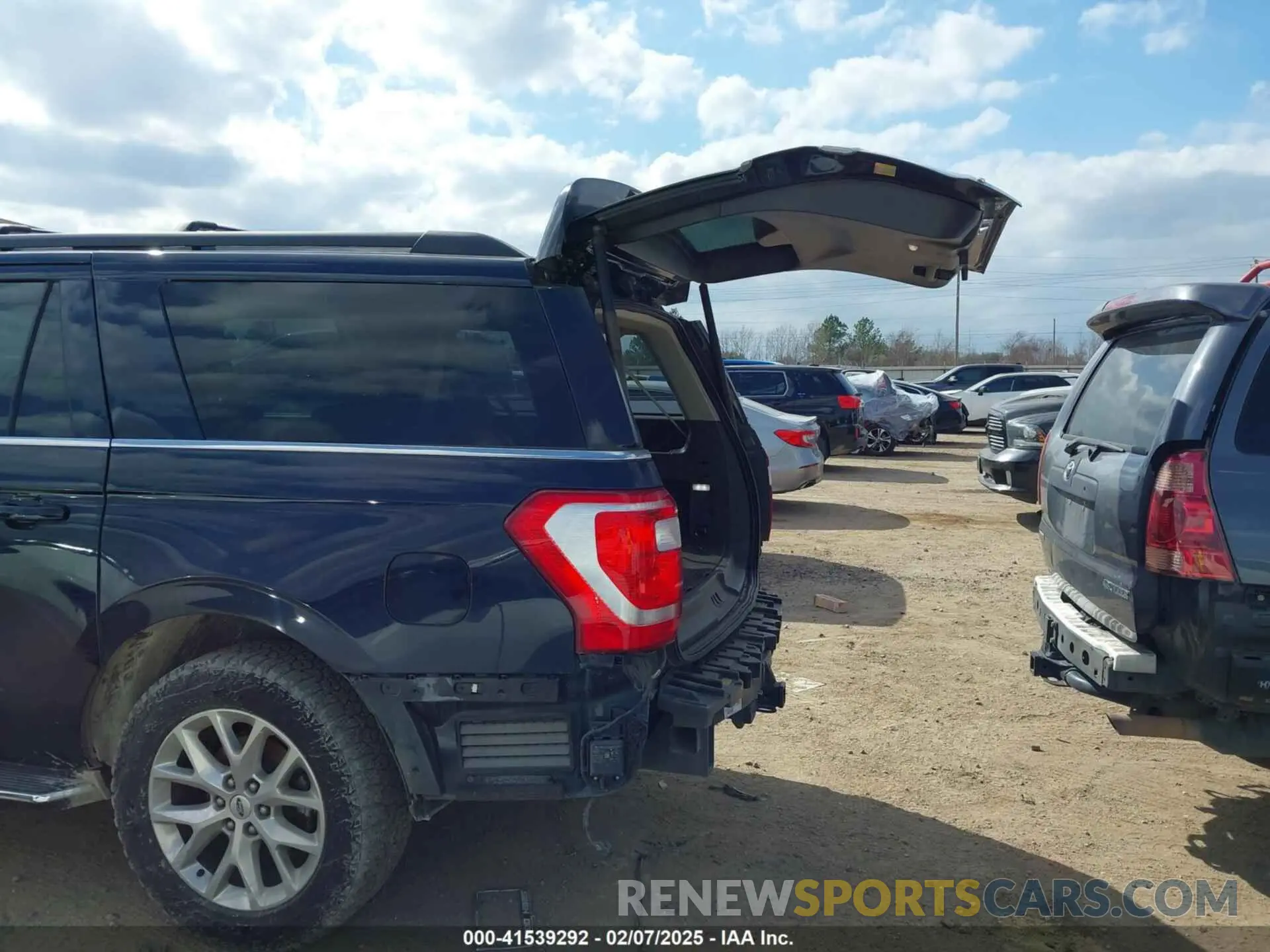 20 fotografías del automóvil dañado 1FMJK1HT8MEA50524 FORD EXPEDITION 2021
