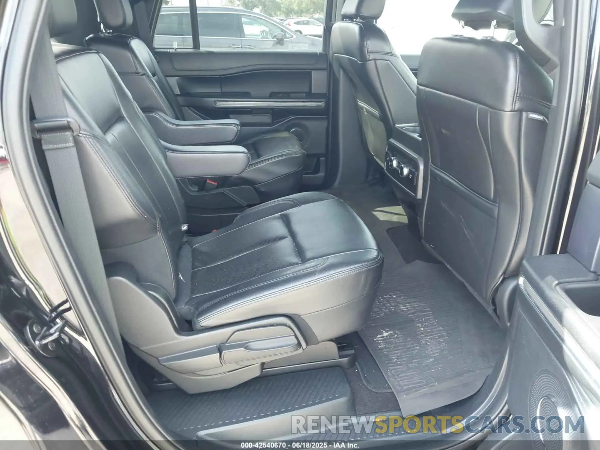 8 fotografías del automóvil dañado 1FMJK1HTXMEA82858 FORD EXPEDITION 2021