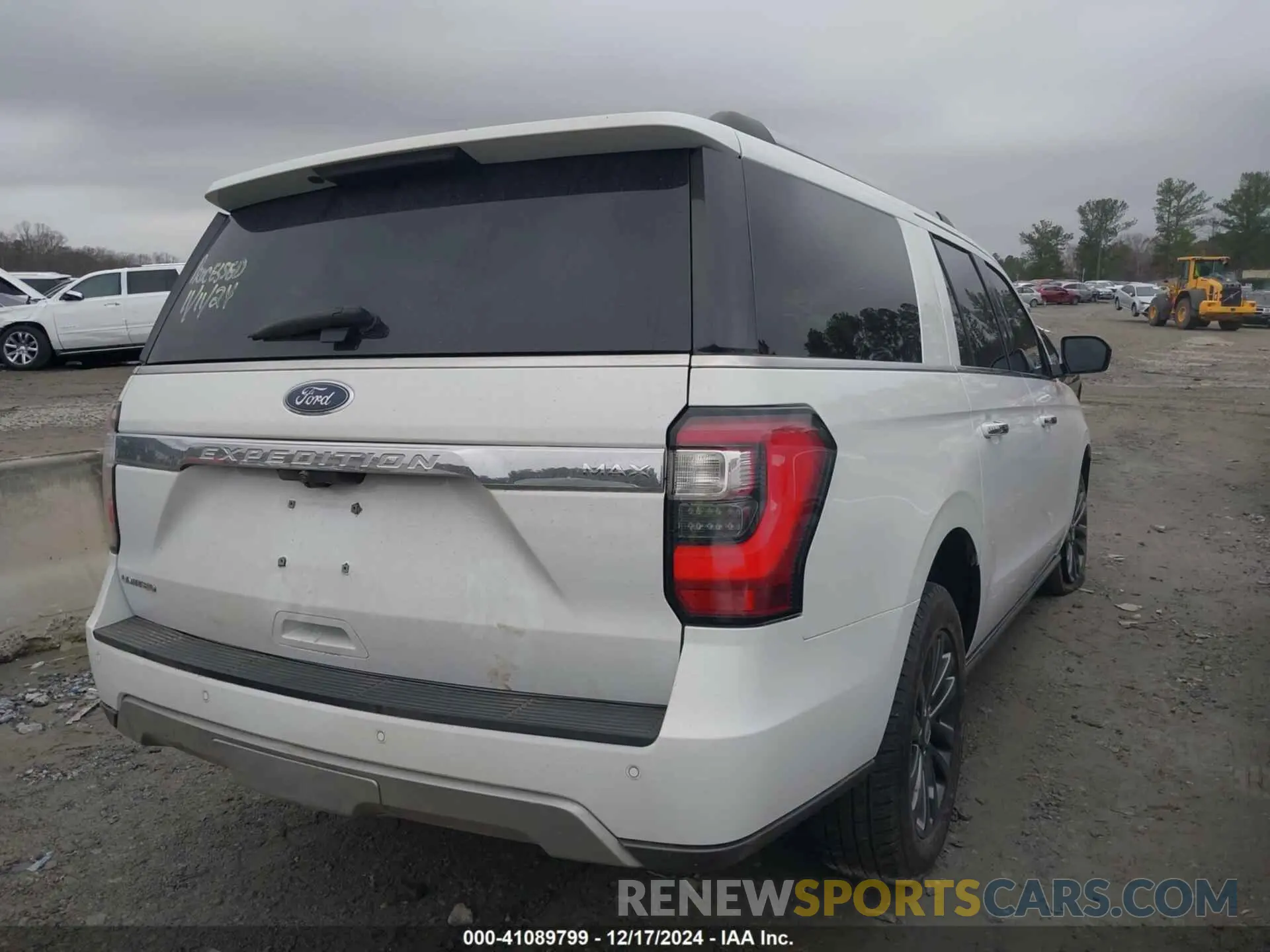 4 fotografías del automóvil dañado 1FMJK2AT8MEA09679 FORD EXPEDITION 2021