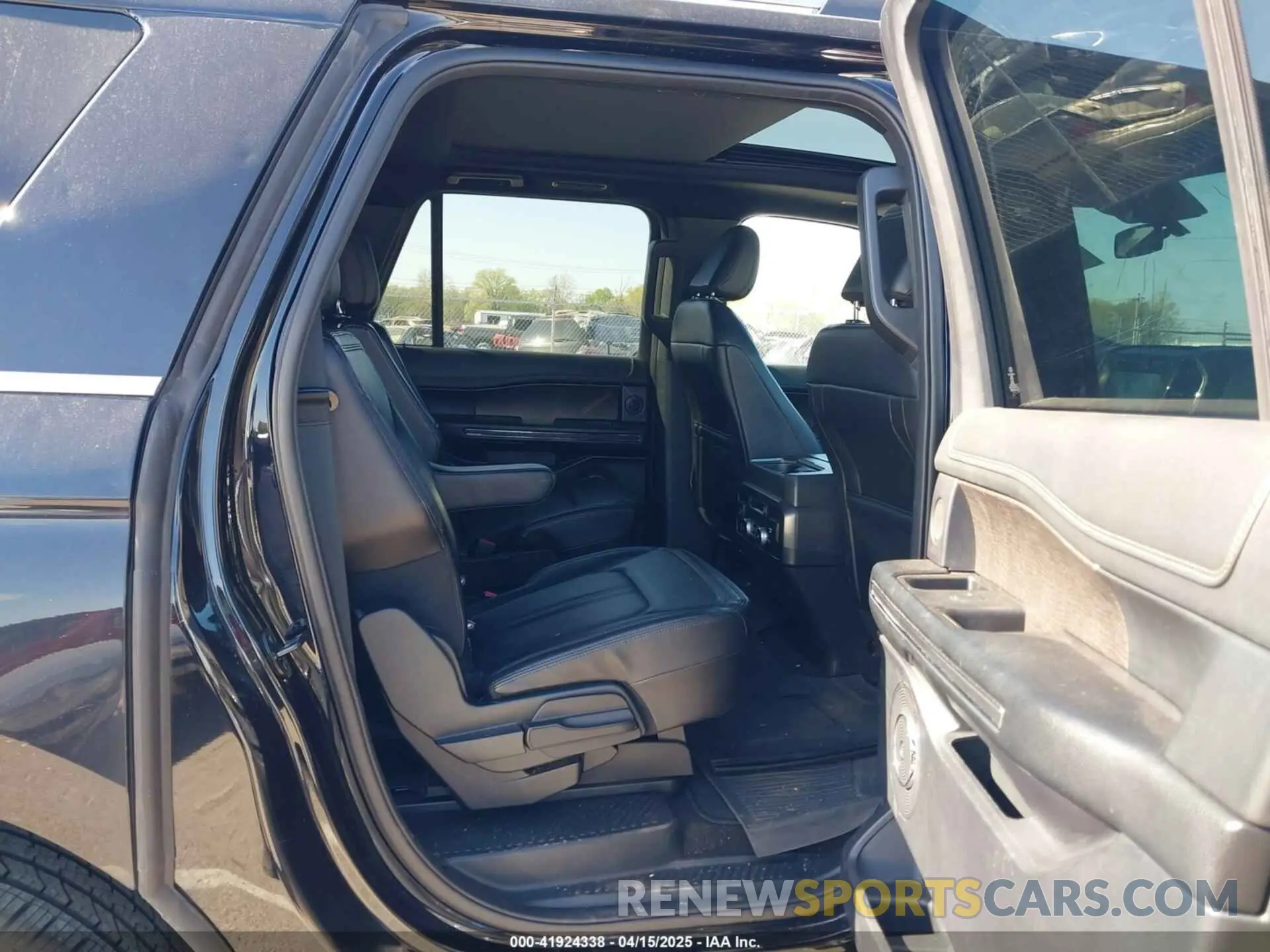 8 fotografías del automóvil dañado 1FMJK2AT9MEA46689 FORD EXPEDITION 2021