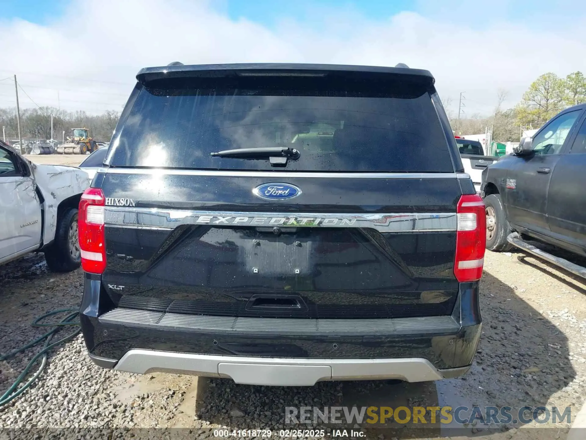 17 fotografías del automóvil dañado 1FMJU1HT0MEA72706 FORD EXPEDITION 2021