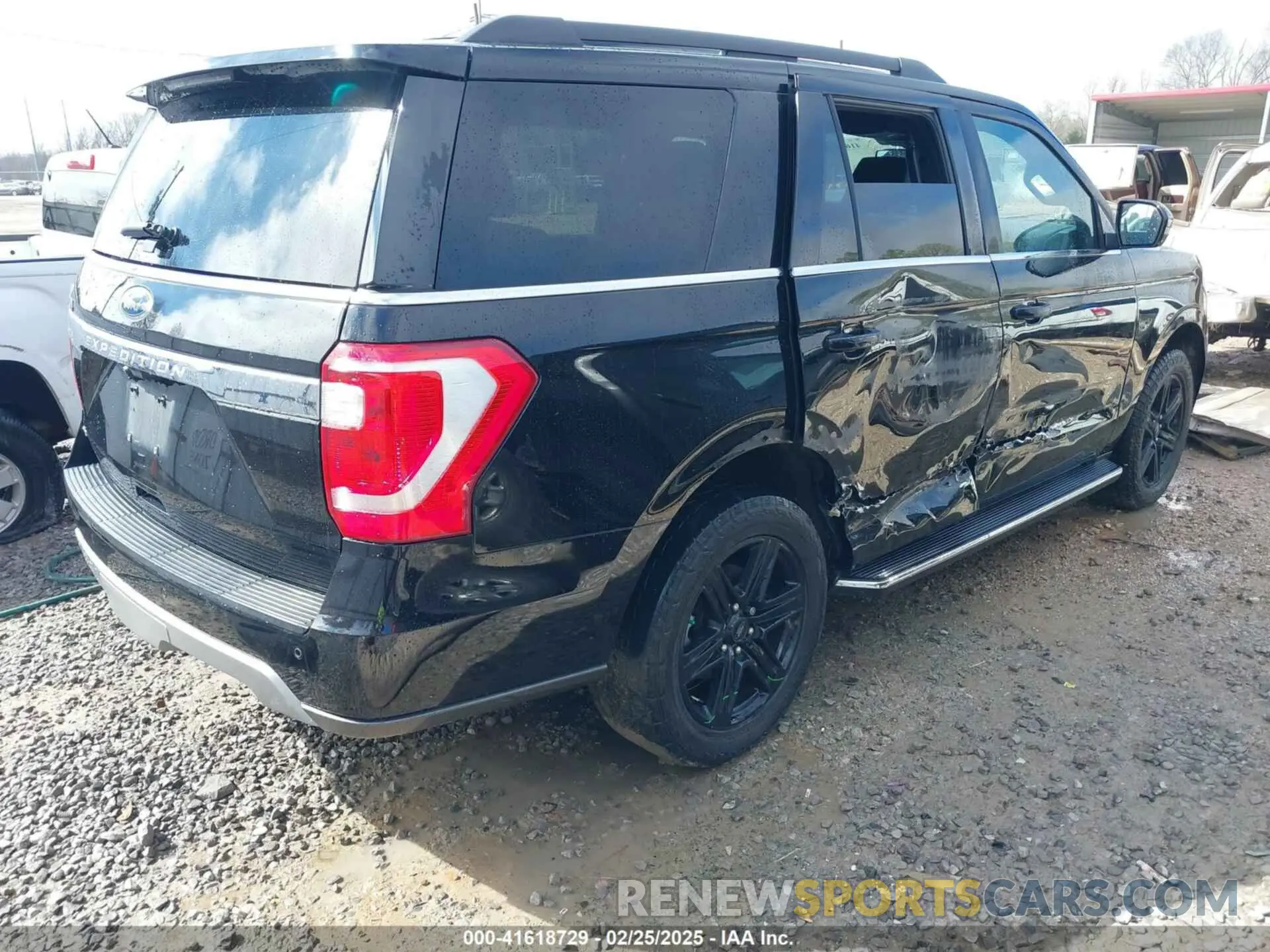 4 fotografías del automóvil dañado 1FMJU1HT0MEA72706 FORD EXPEDITION 2021