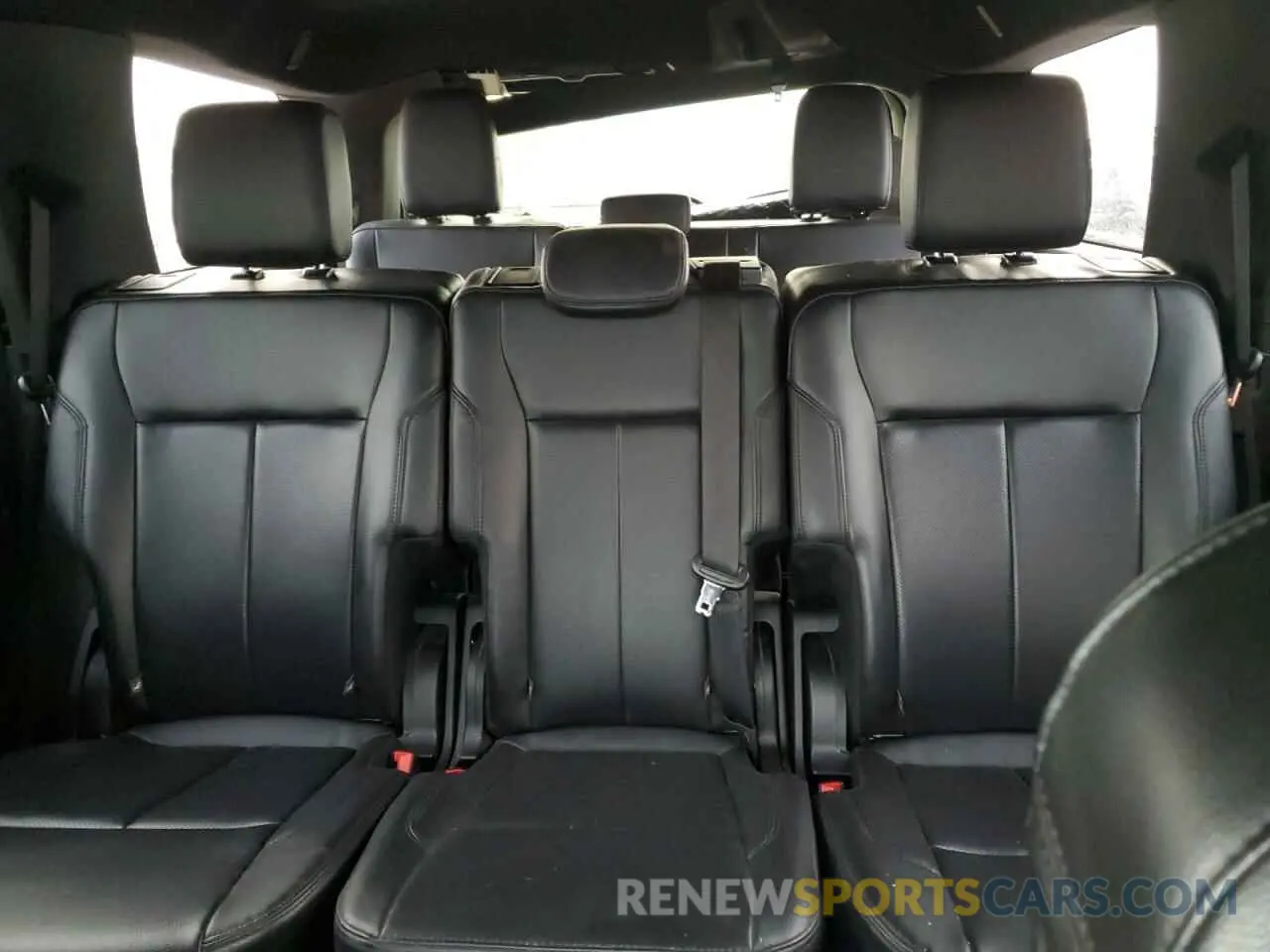 10 fotografías del automóvil dañado 1FMJU1HT5MEA20827 FORD EXPEDITION 2021