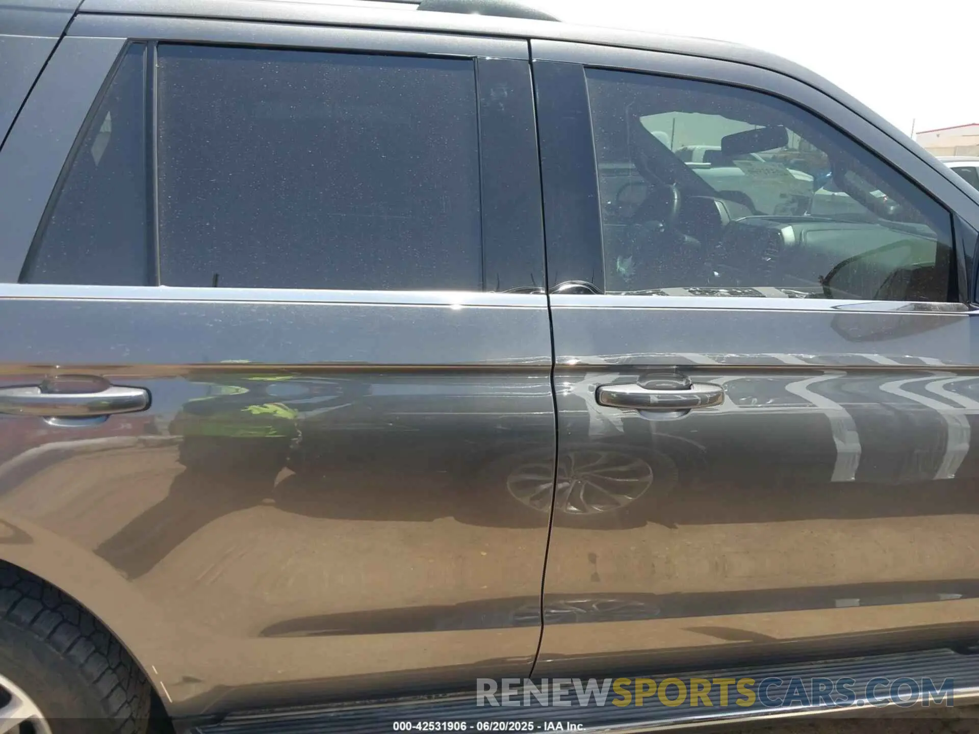 13 fotografías del automóvil dañado 1FMJU1HT5MEA53746 FORD EXPEDITION 2021