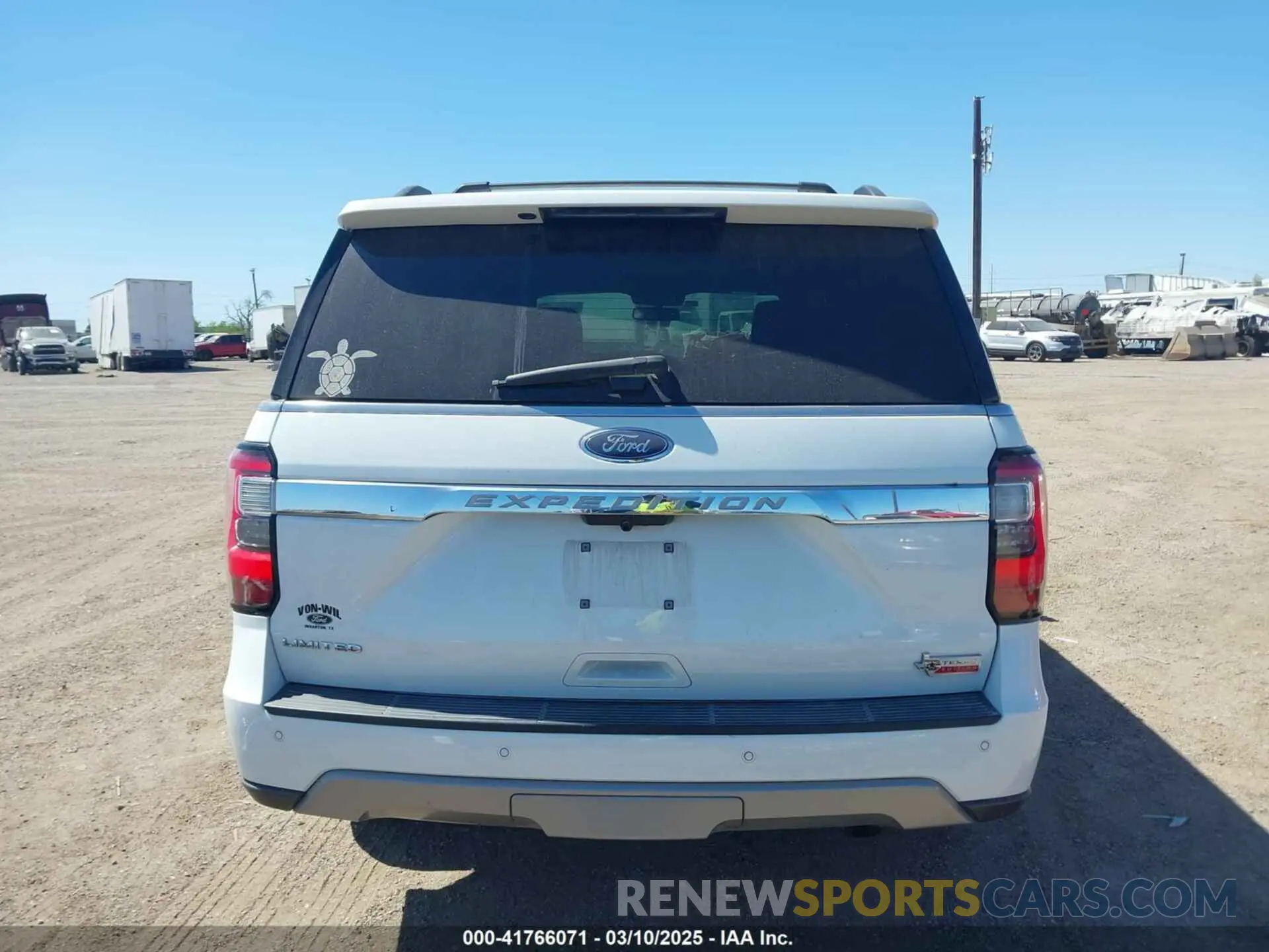 17 fotografías del automóvil dañado 1FMJU1KT0MEA73802 FORD EXPEDITION 2021