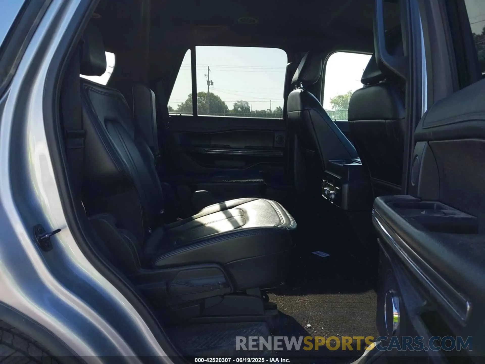8 fotografías del automóvil dañado 1FMJU2AT9MEA41793 FORD EXPEDITION 2021