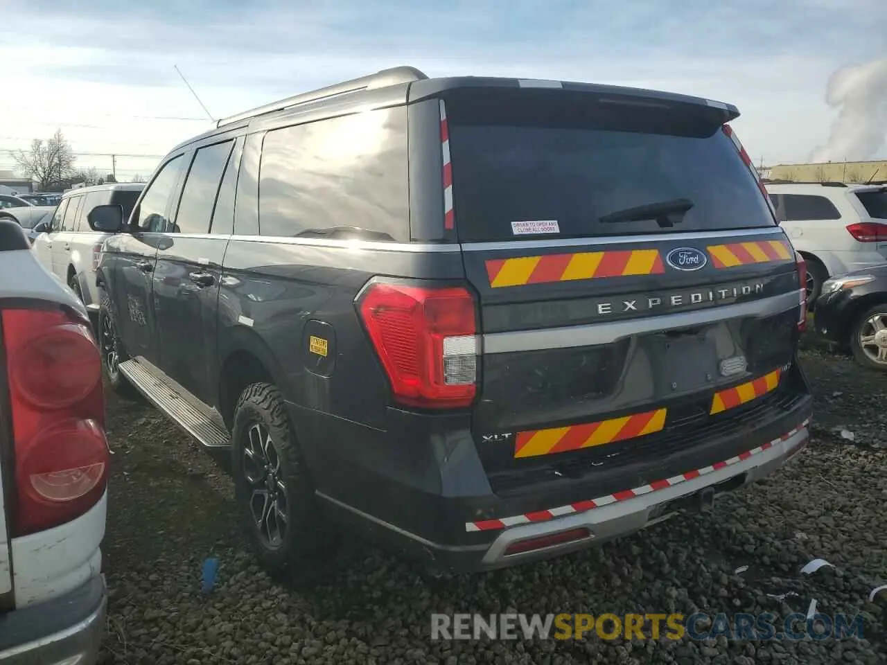 2 fotografías del automóvil dañado 1FMJK1JTXNEA27256 FORD EXPEDITION 2022