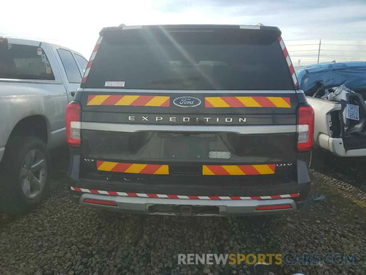 6 fotografías del automóvil dañado 1FMJK1JTXNEA27256 FORD EXPEDITION 2022
