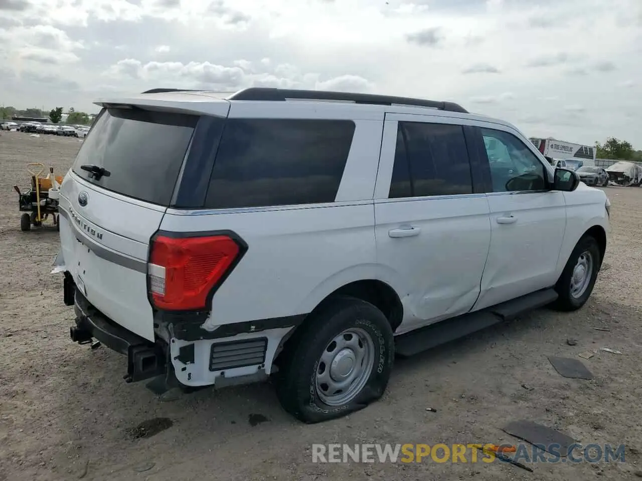 3 fotografías del automóvil dañado 1FMJU1FT1NEA52999 FORD EXPEDITION 2022