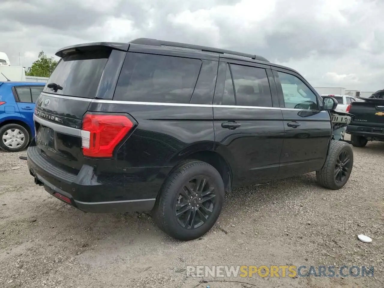 3 fotografías del automóvil dañado 1FMJU1HT1NEA48772 FORD EXPEDITION 2022