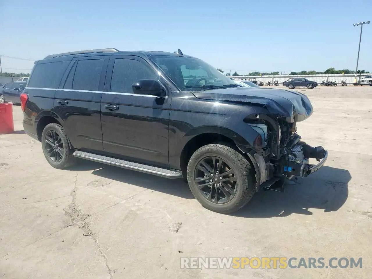 4 fotografías del automóvil dañado 1FMJU1HT4NEA34624 FORD EXPEDITION 2022