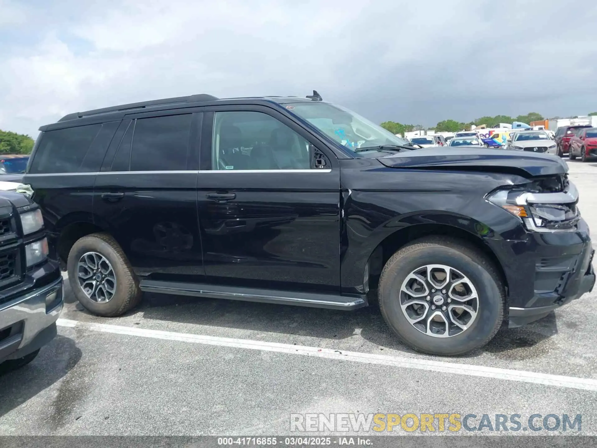 13 fotografías del automóvil dañado 1FMJU1JT9NEA67323 FORD EXPEDITION 2022
