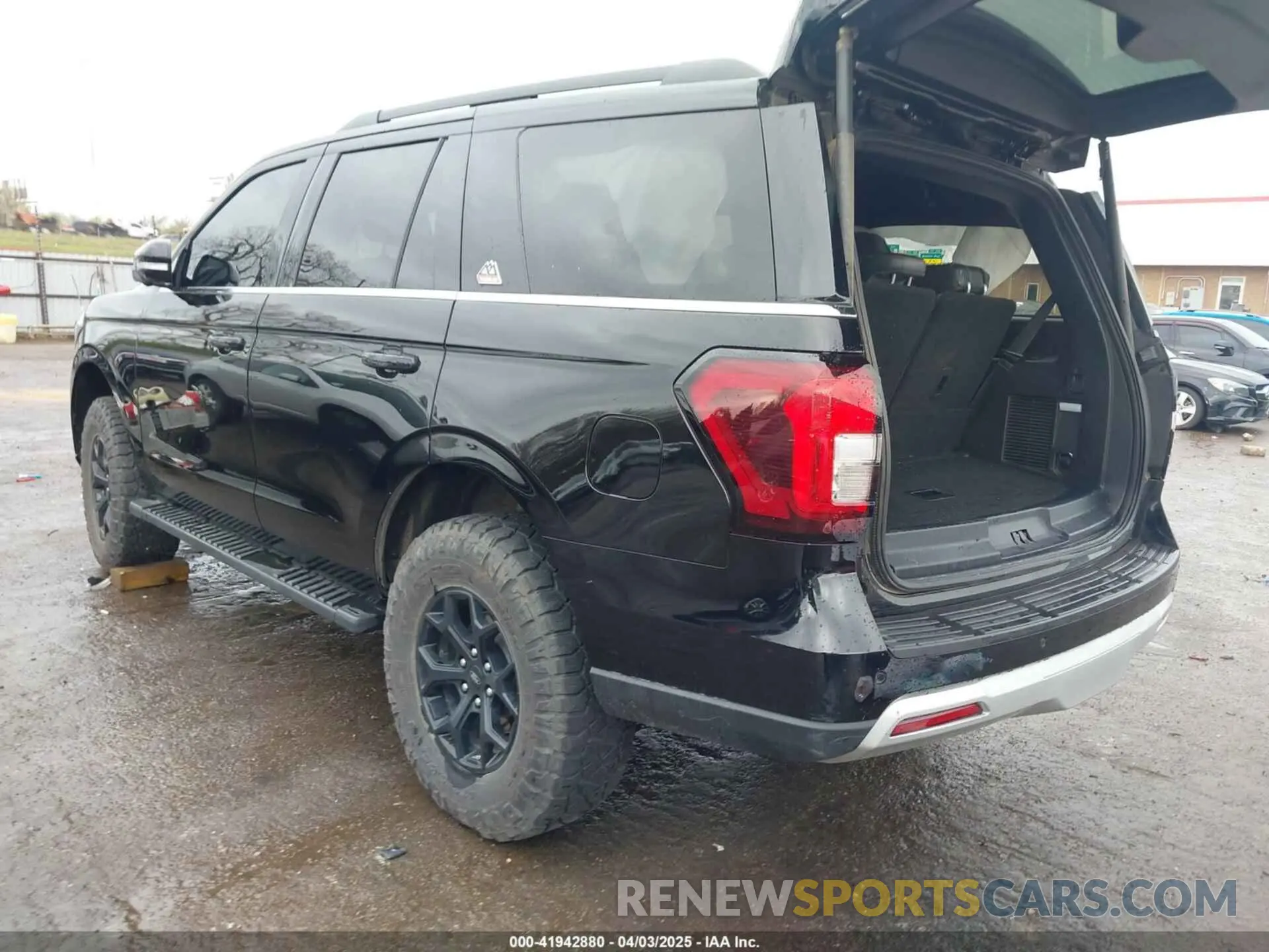 3 fotografías del automóvil dañado 1FMJU1RT2NEA18033 FORD EXPEDITION 2022