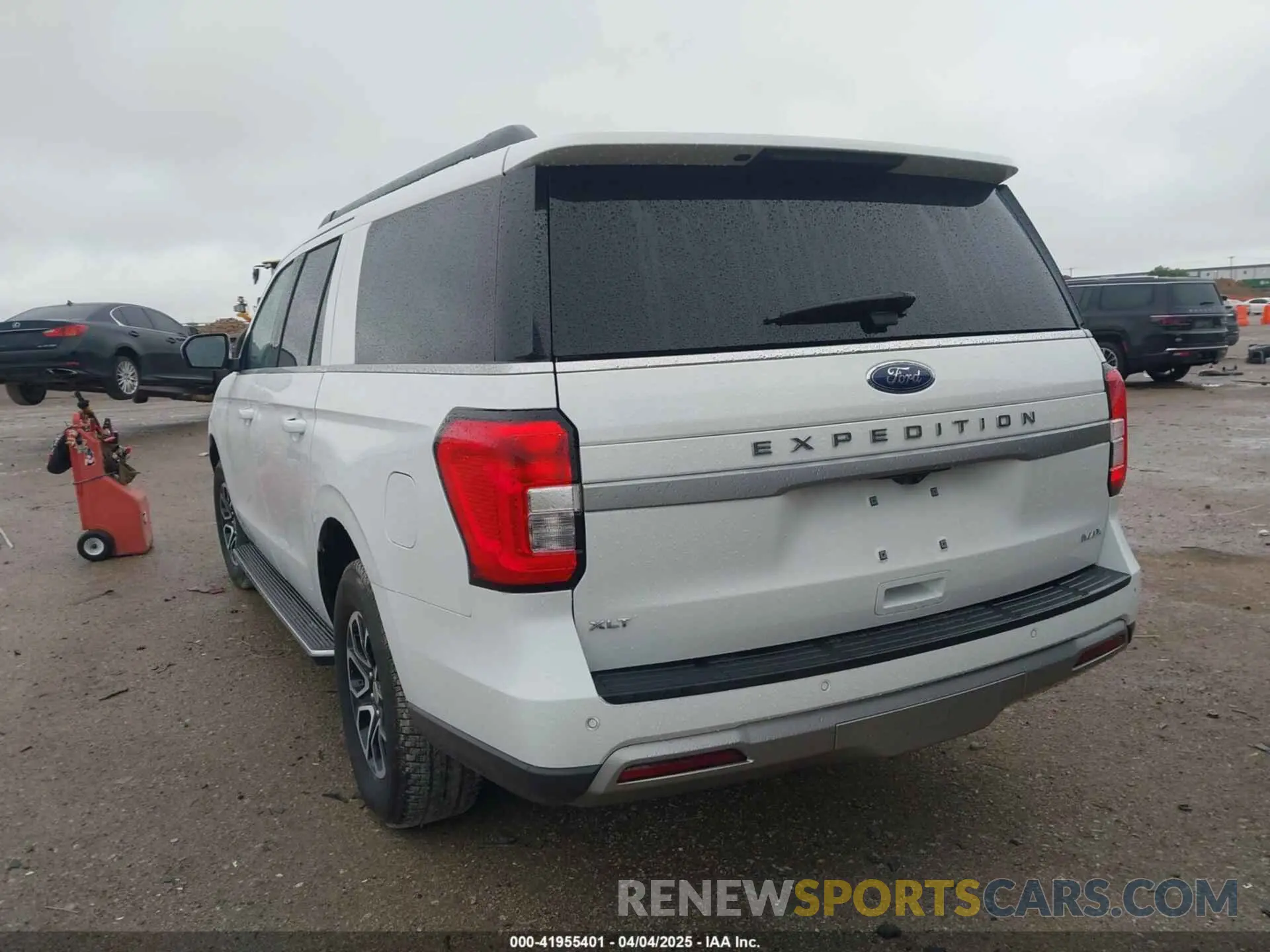 3 fotografías del automóvil dañado 1FMJK1H82PEA03828 FORD EXPEDITION 2023