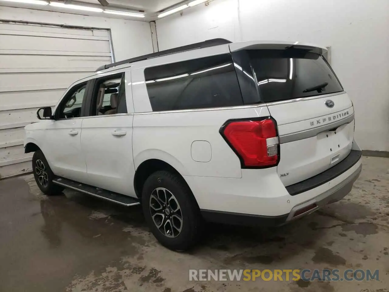 2 fotografías del automóvil dañado 1FMJK1H82PEA06745 FORD EXPEDITION 2023