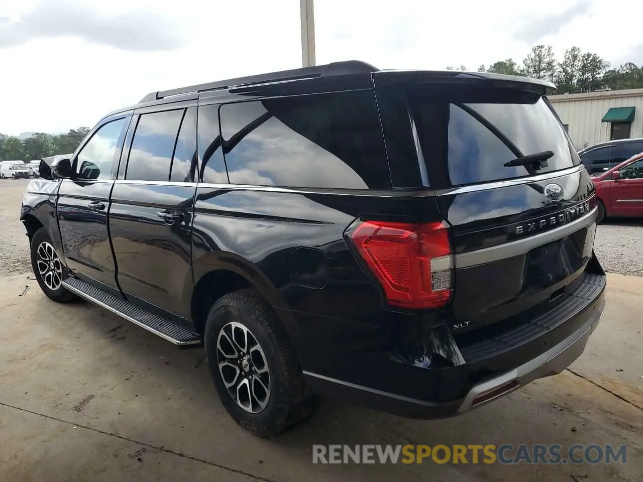 2 fotografías del automóvil dañado 1FMJK1H83PEA16751 FORD EXPEDITION 2023
