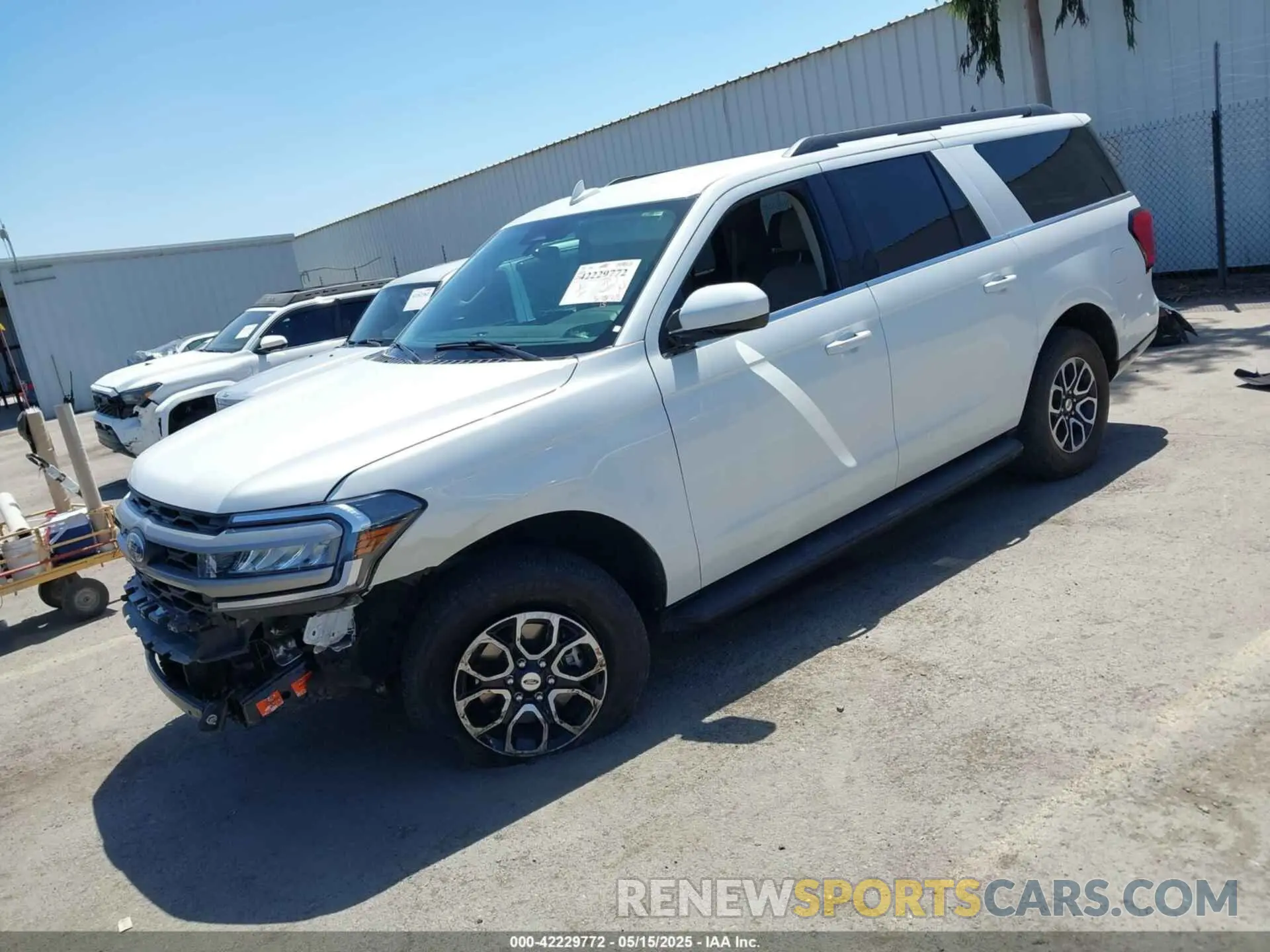 2 fotografías del automóvil dañado 1FMJK1H85PEA63621 FORD EXPEDITION 2023