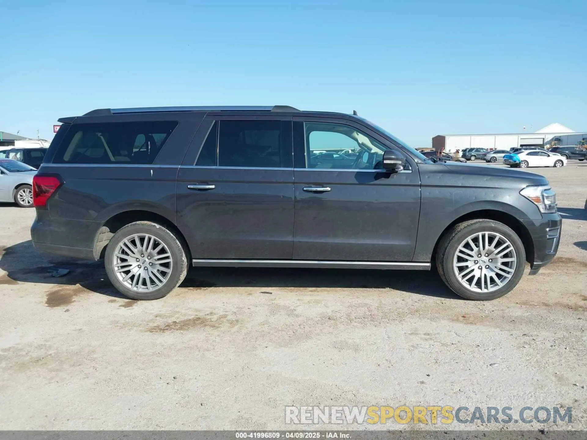 13 fotografías del automóvil dañado 1FMJK1K81PEA61065 FORD EXPEDITION 2023