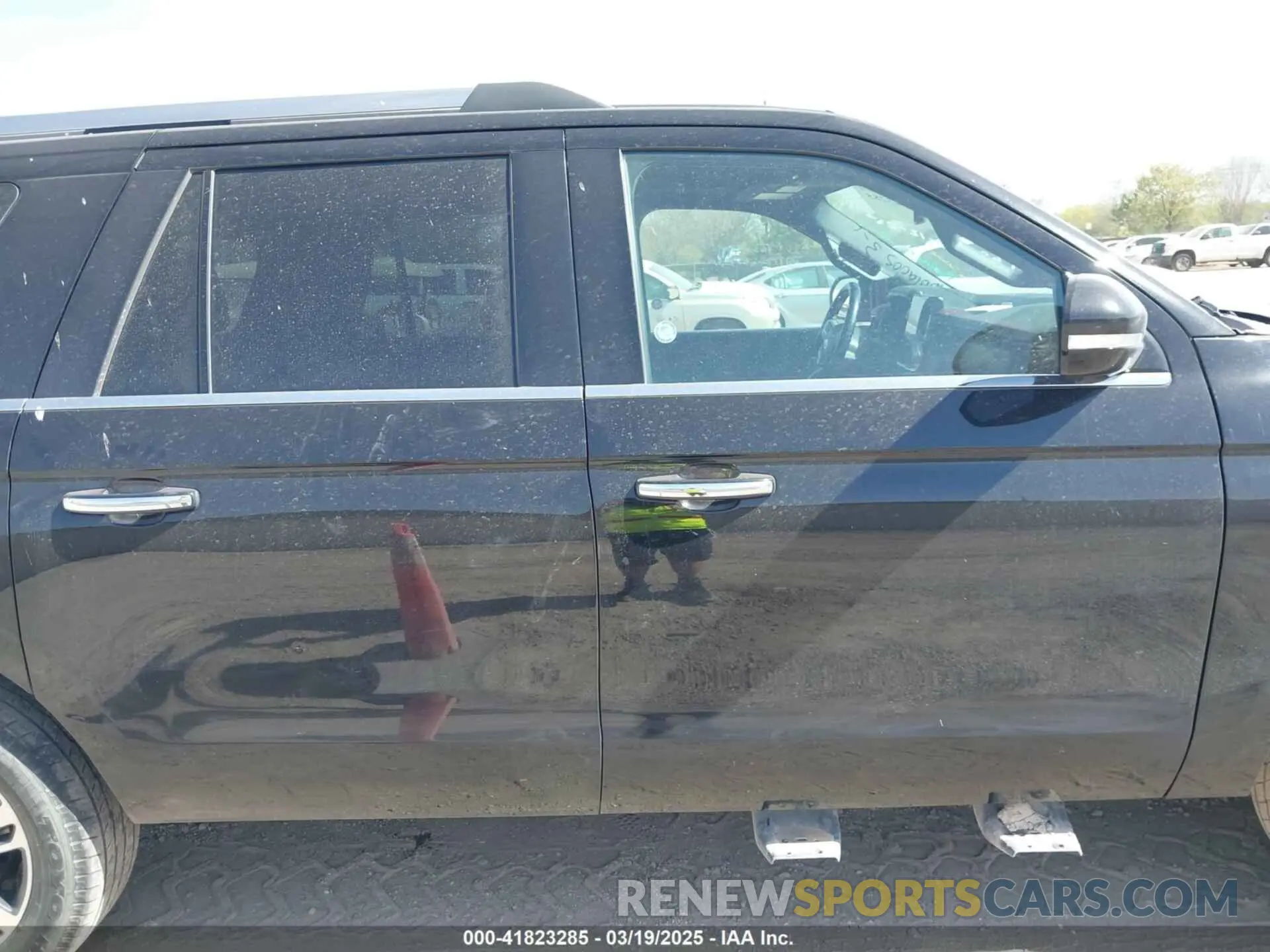 14 fotografías del automóvil dañado 1FMJK1K82PEA12358 FORD EXPEDITION 2023