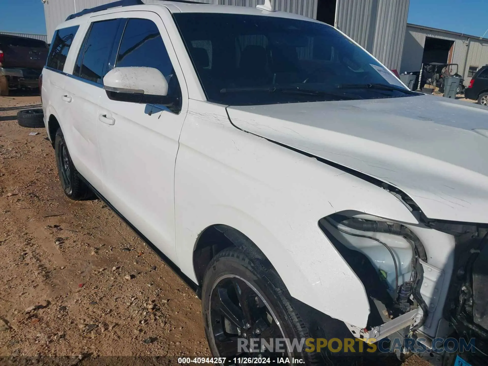 19 fotografías del automóvil dañado 1FMJK1K8XPEA46208 FORD EXPEDITION 2023