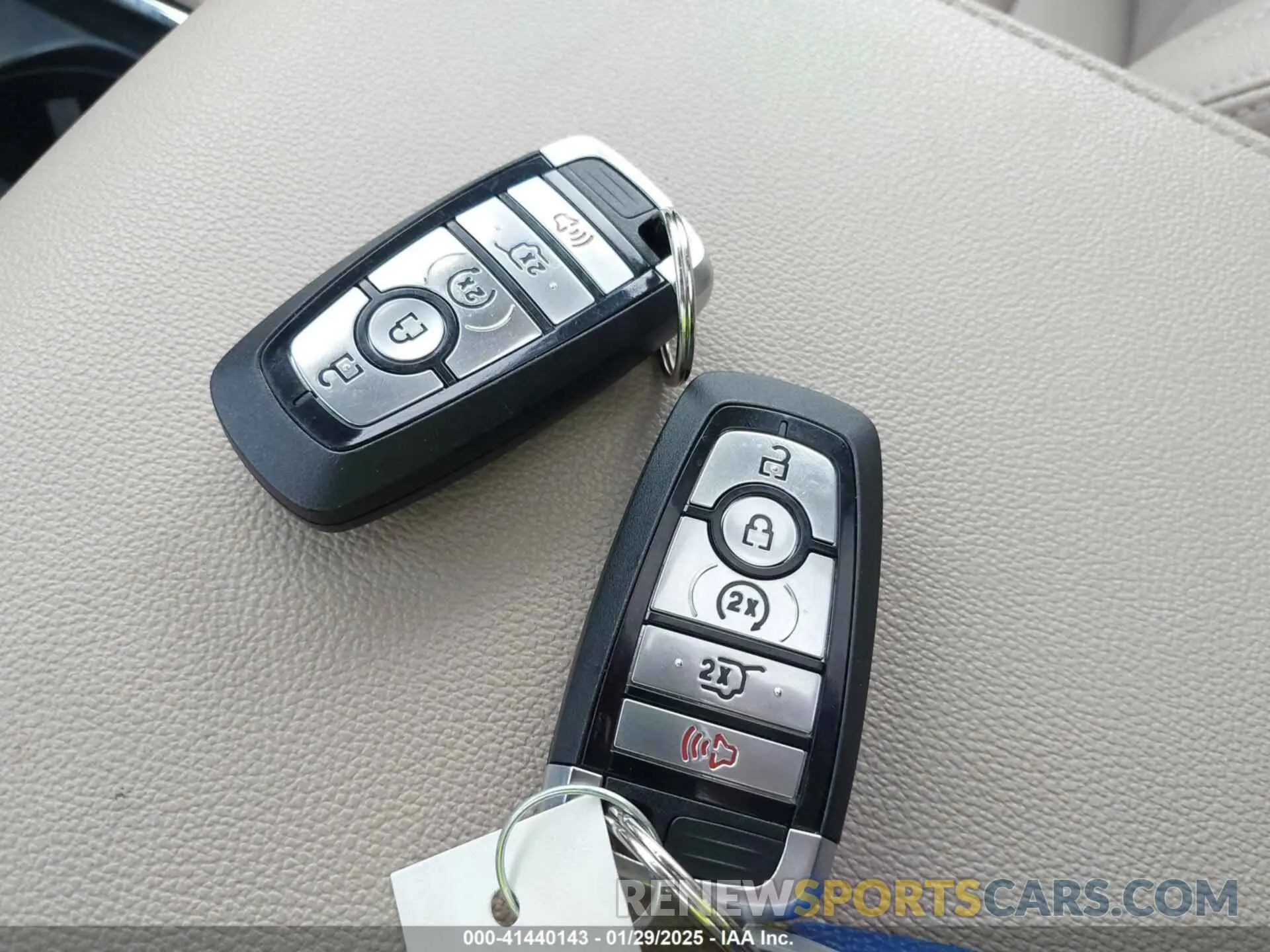 11 fotografías del automóvil dañado 1FMJK2A82PEA25893 FORD EXPEDITION 2023