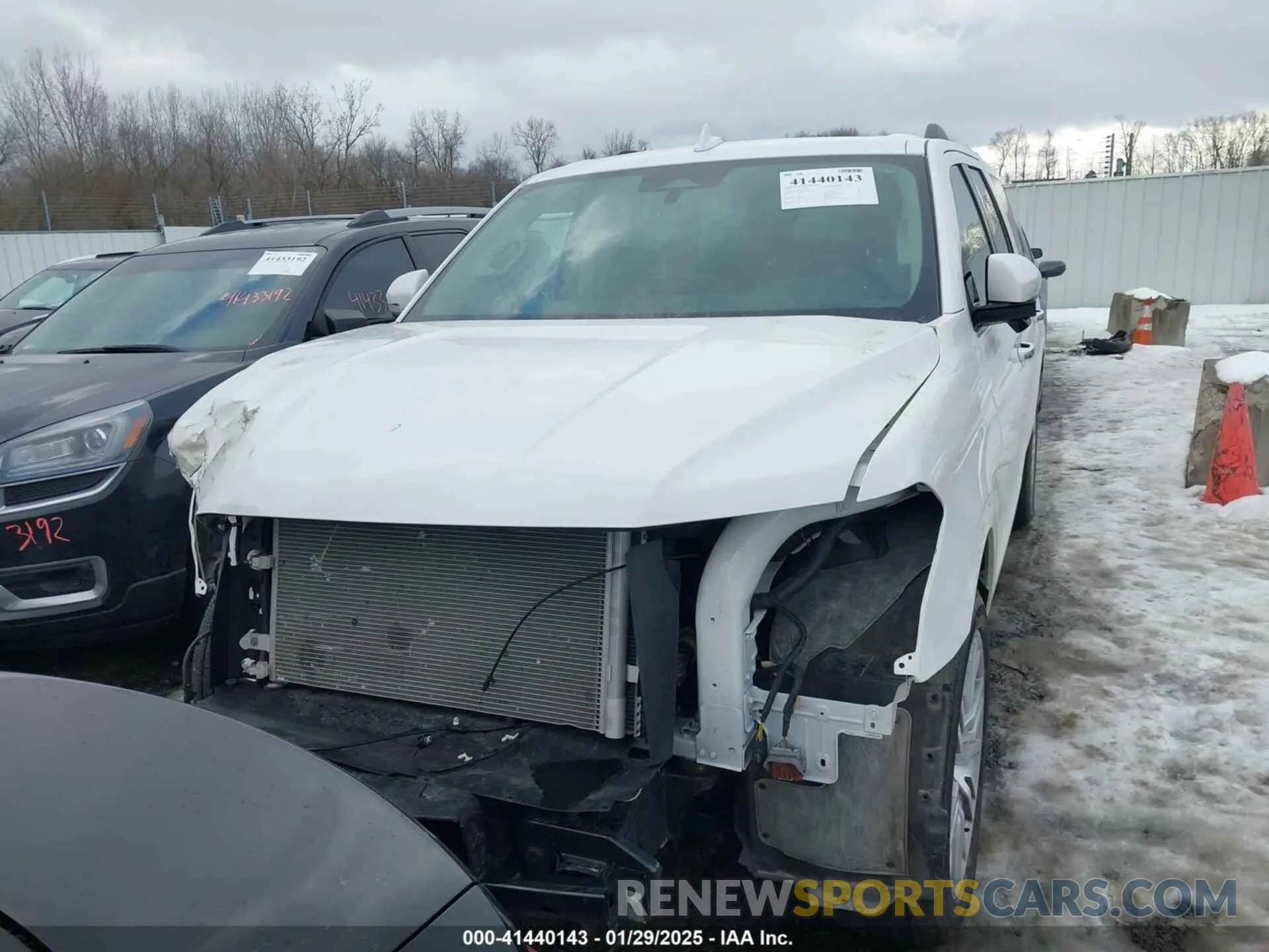 12 fotografías del automóvil dañado 1FMJK2A82PEA25893 FORD EXPEDITION 2023