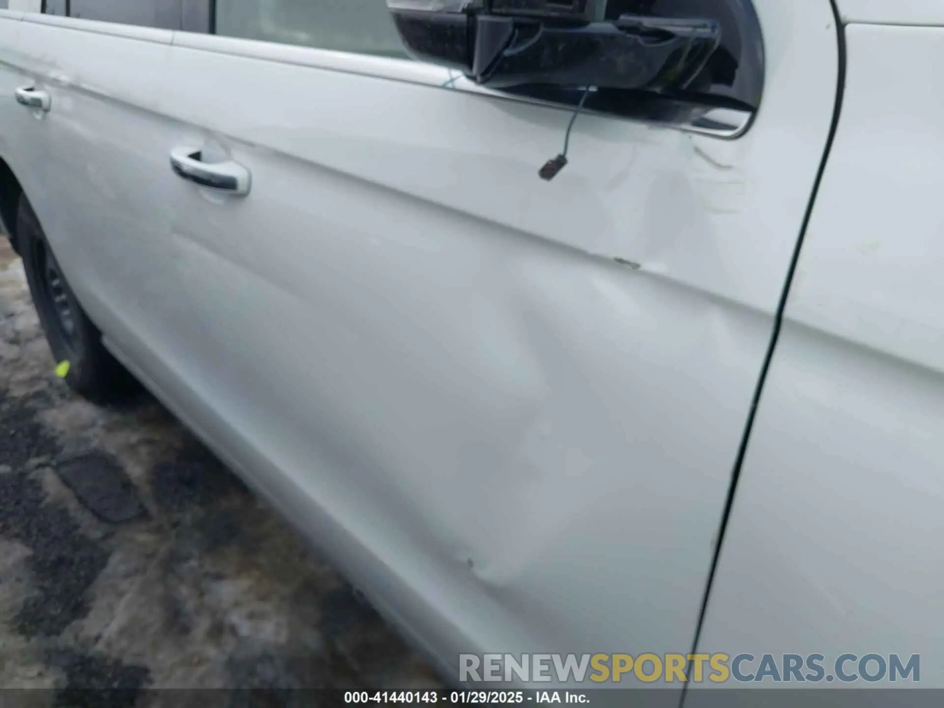 19 fotografías del automóvil dañado 1FMJK2A82PEA25893 FORD EXPEDITION 2023