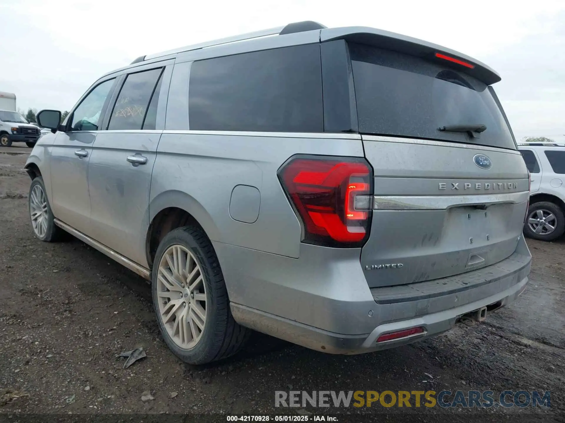 3 fotografías del automóvil dañado 1FMJK2A87PEA48229 FORD EXPEDITION 2023
